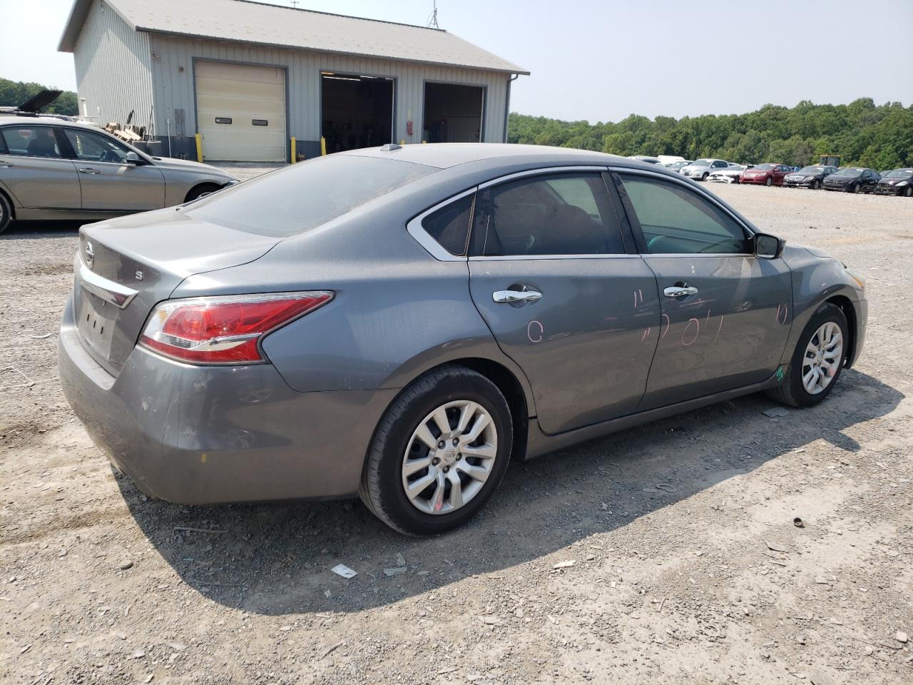 2015 Nissan Altima - Image 3