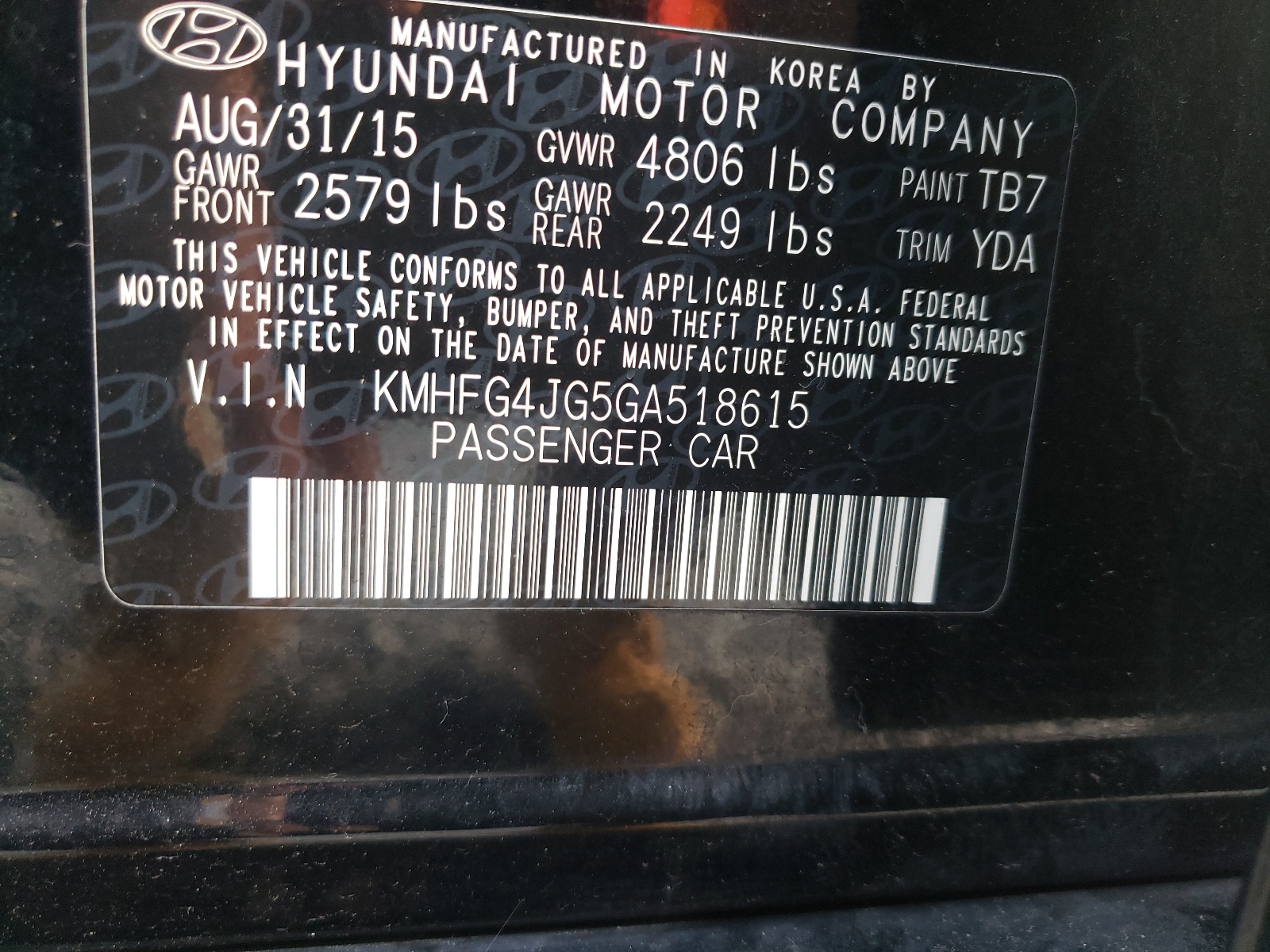 2016 Hyundai Azera vin: KMHFG4JG5GA518615