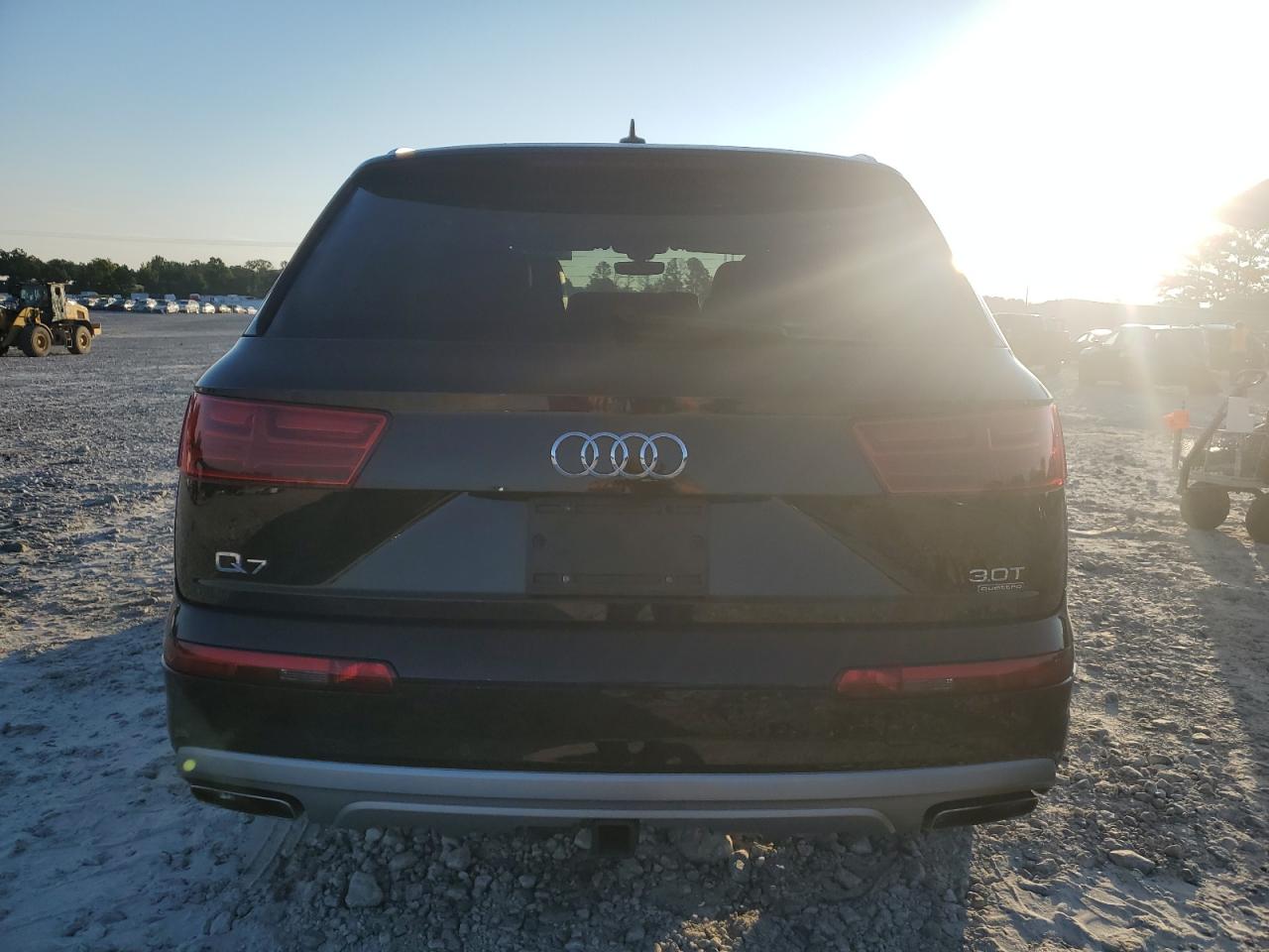 WA1LAAF78HD004770 2017 Audi Q7 Premium Plus