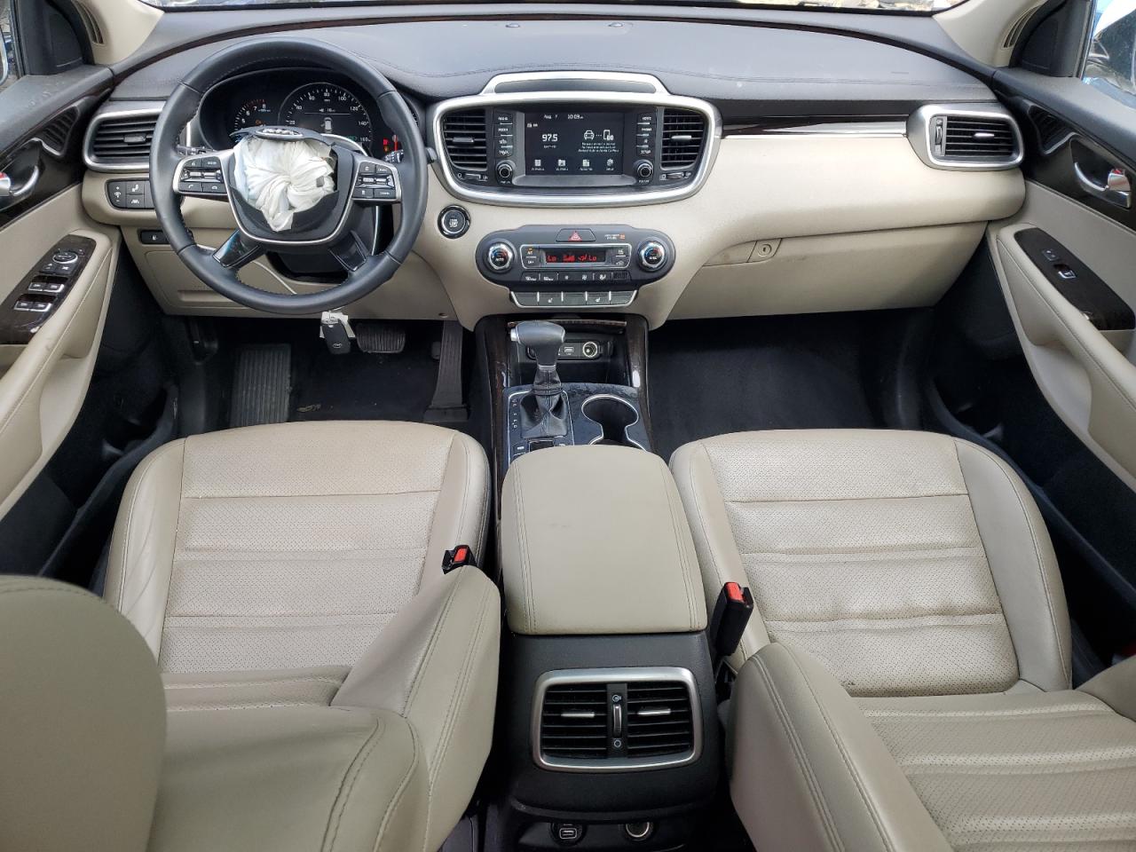 2020 Kia Sorento - Image 8