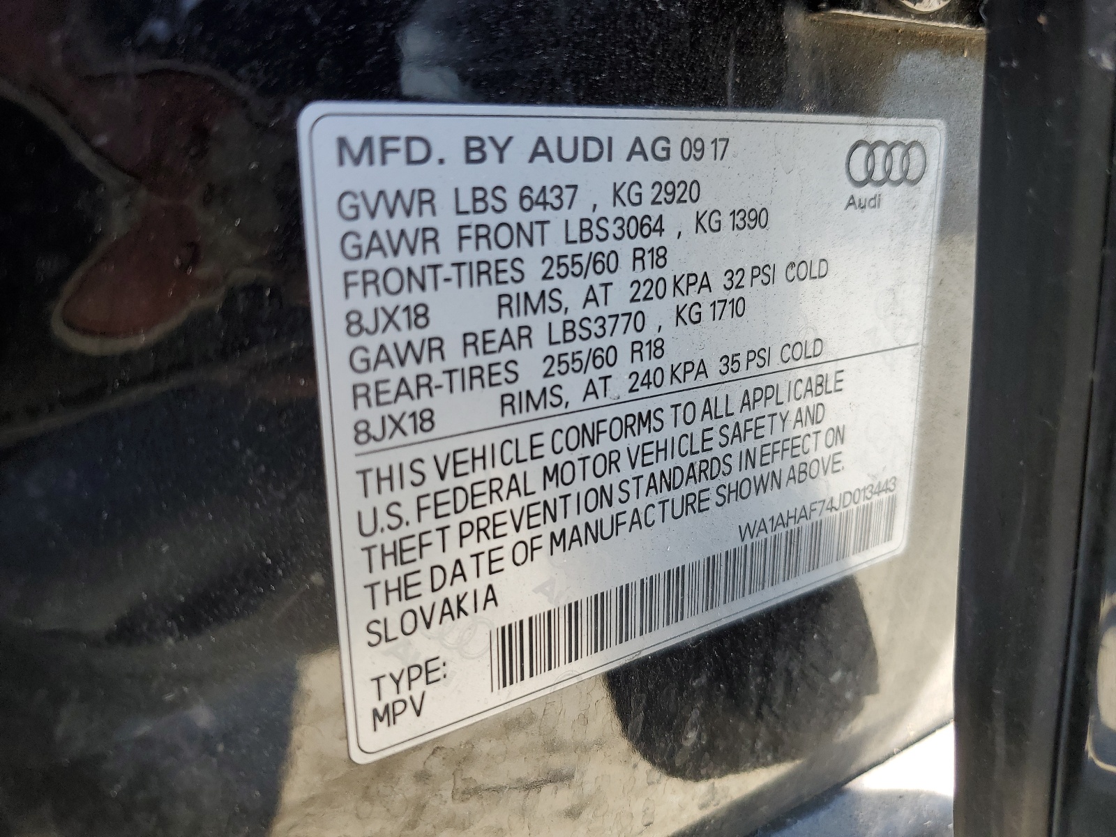 WA1AHAF74JD013443 2018 Audi Q7 Premium