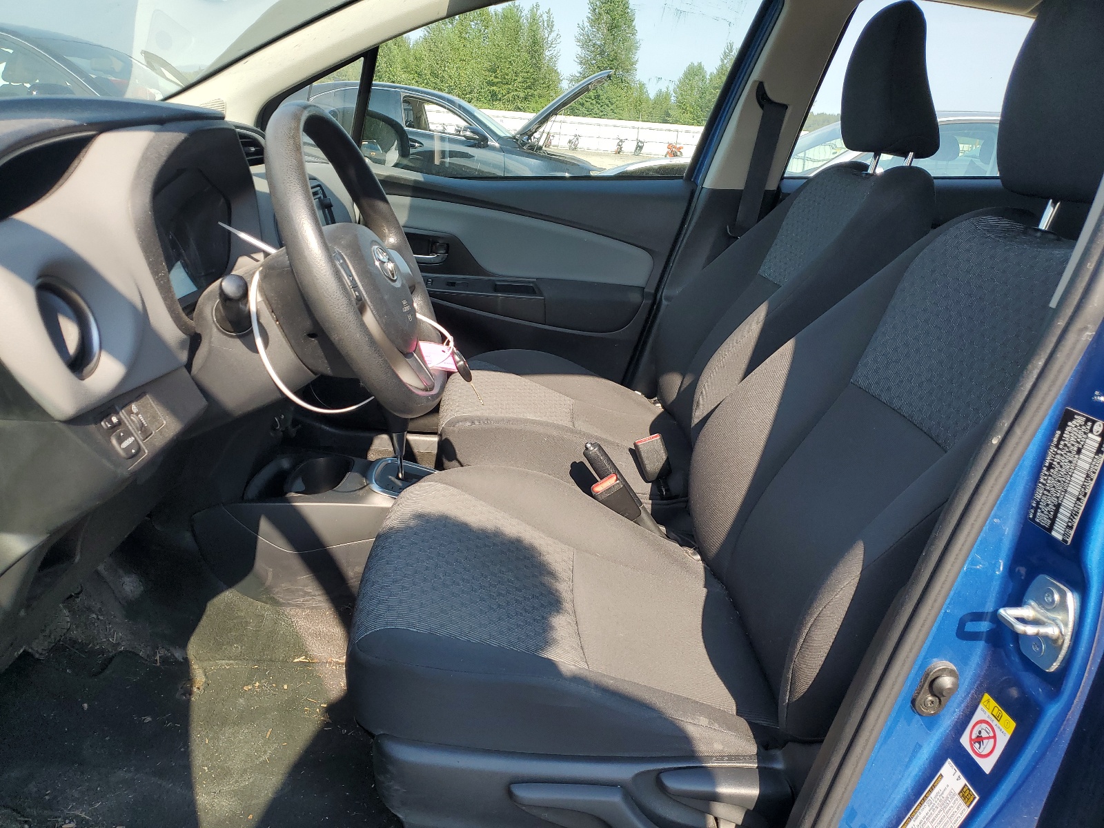 VNKKTUD39FA030006 2015 Toyota Yaris