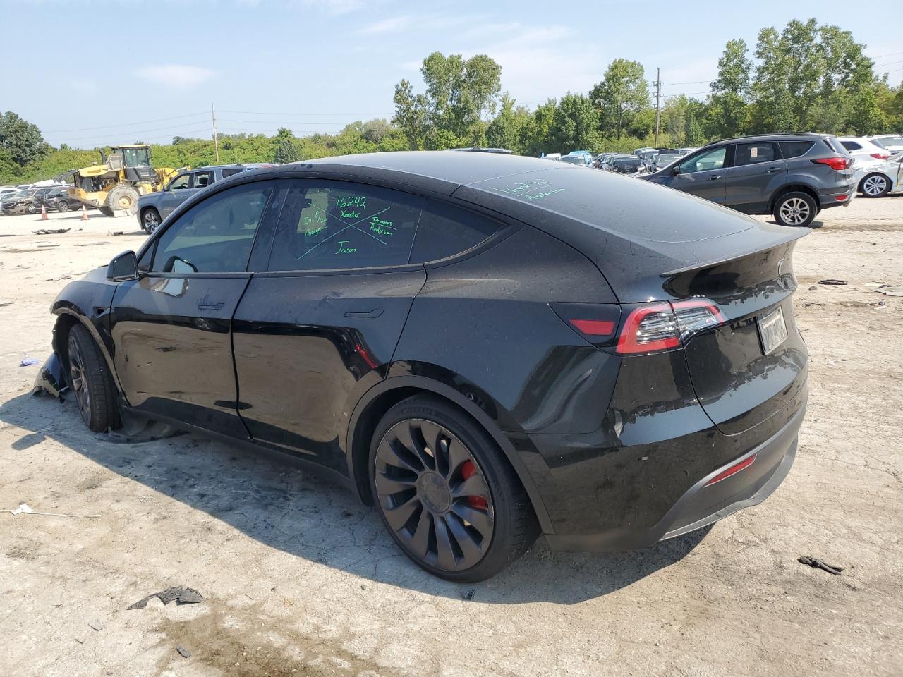 2023 Tesla Model Y VIN: 7SAYGDEF9PF855152 Lot: 69039504