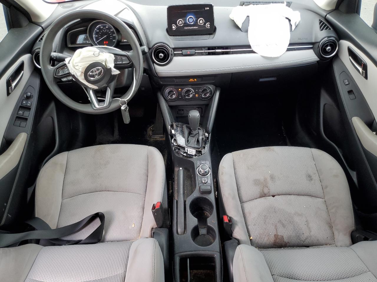 2019 Toyota Yaris L VIN: 3MYDLBYV6KY527653 Lot: 67017124