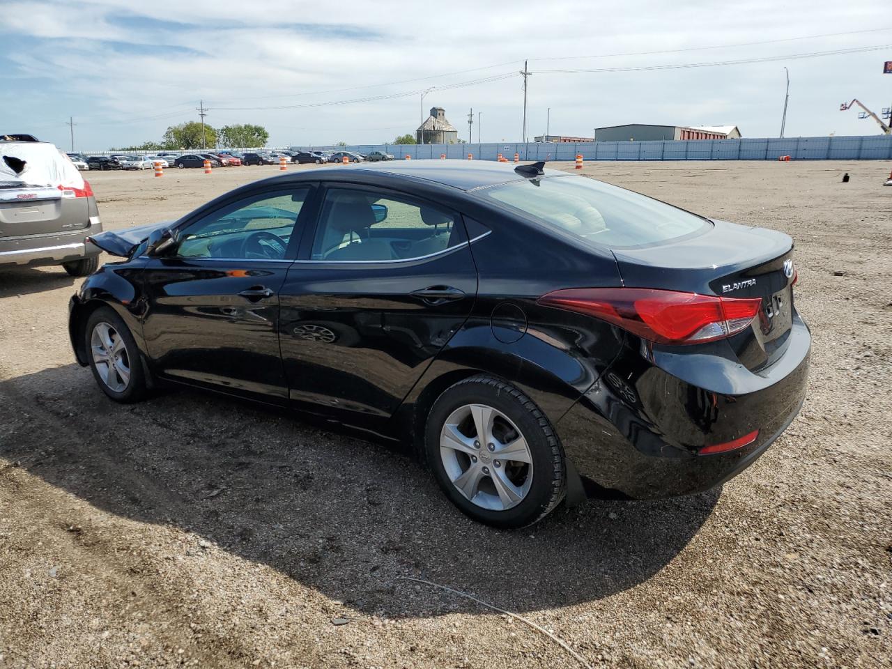 5NPDH4AE3GH725049 2016 HYUNDAI ELANTRA - Image 2