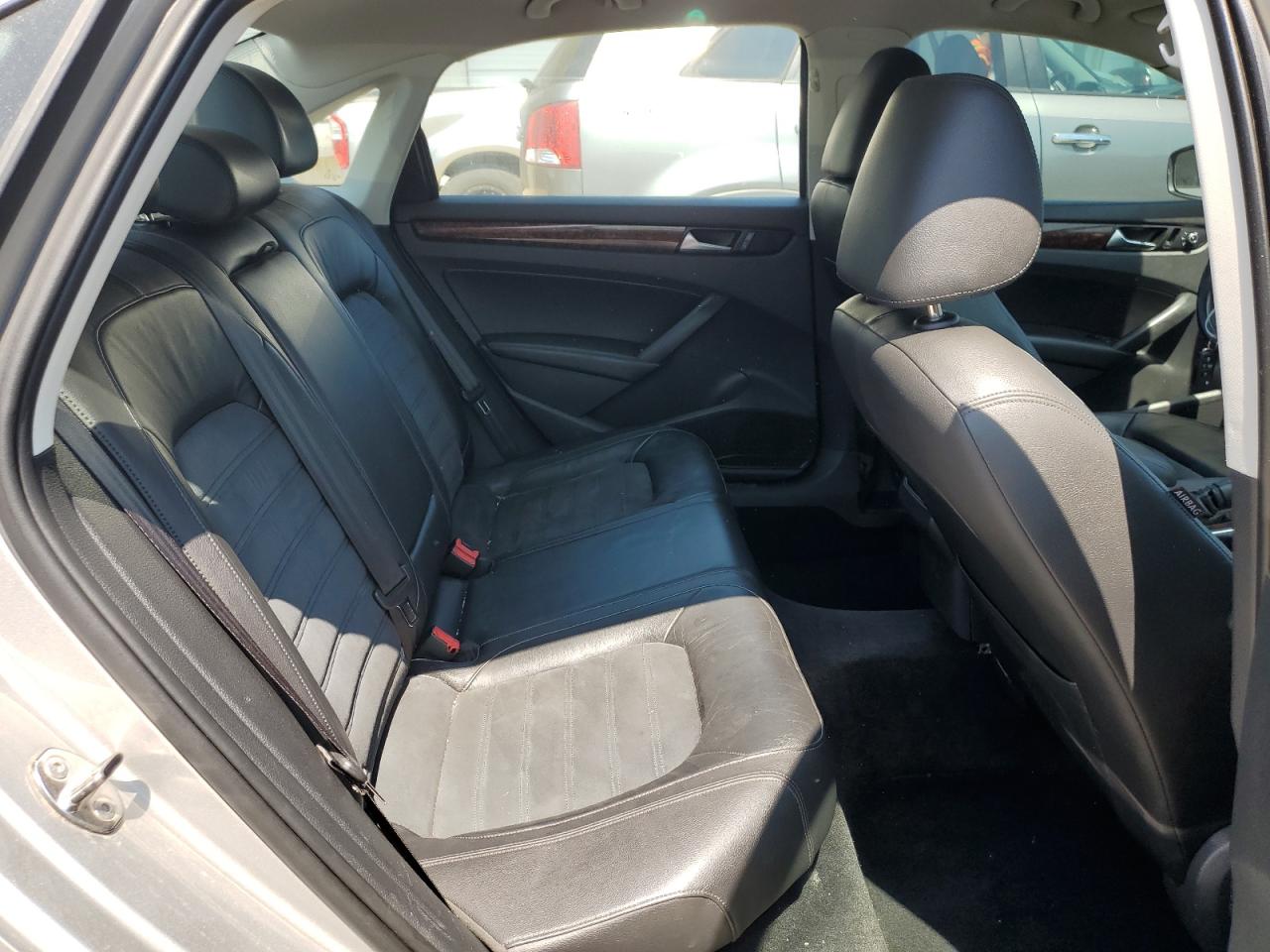 2013 Volkswagen Passat Sel VIN: 1VWCN7A36DC011456 Lot: 69014154
