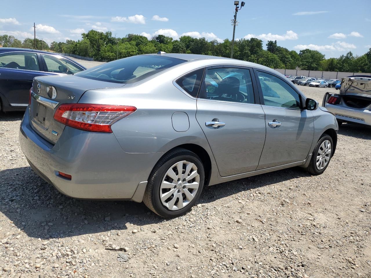 2014 Nissan Sentra - Image 3