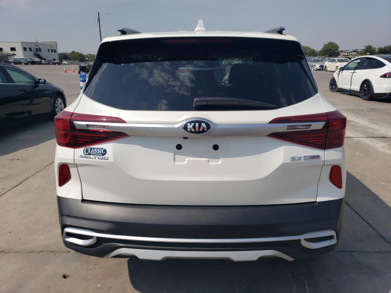 2021 Kia Seltos Sx VIN: KNDETCA26M7155731 Lot: 68474174