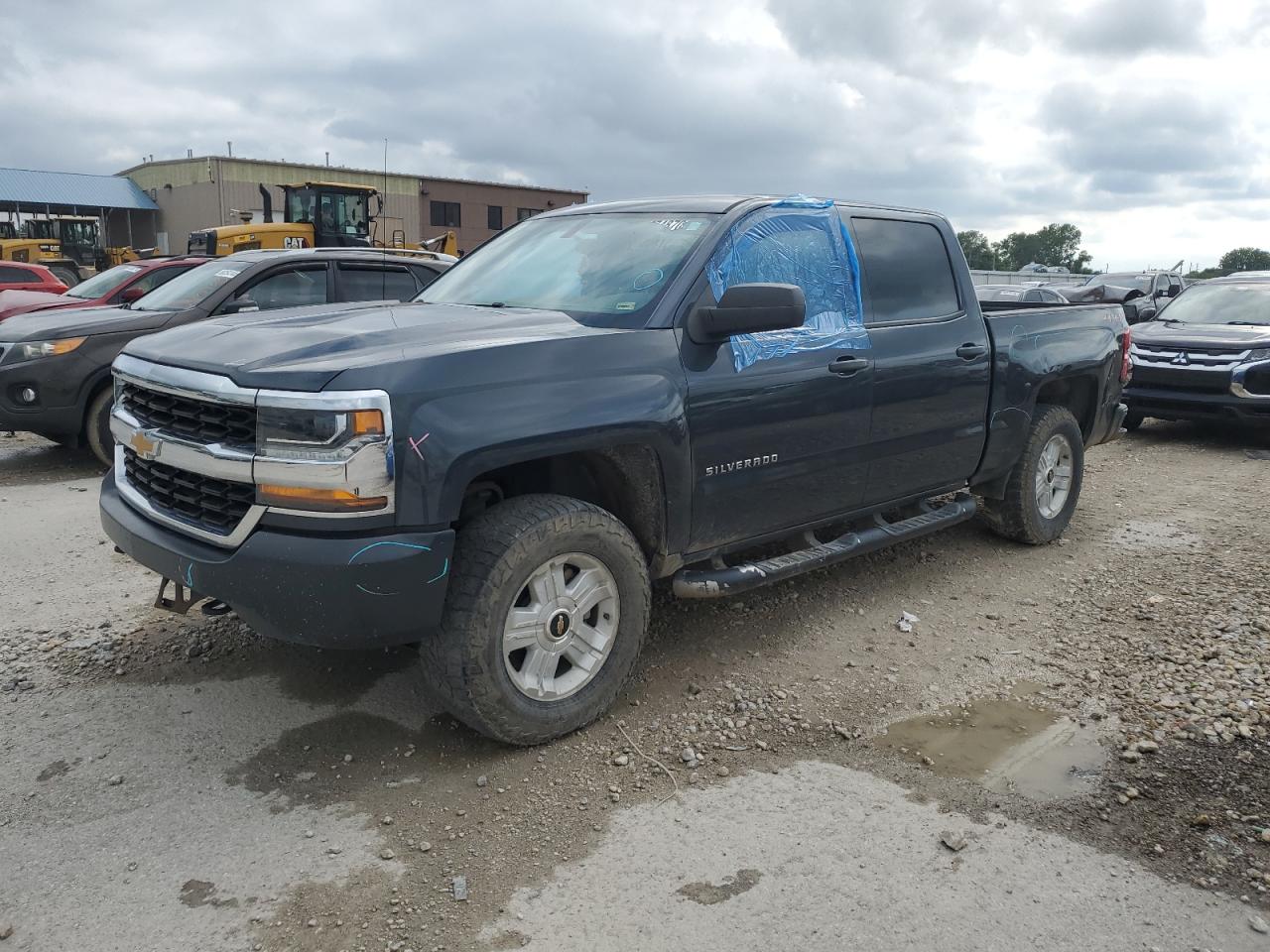 3GCUKNEH8JG125963 2018 Chevrolet Silverado K1500