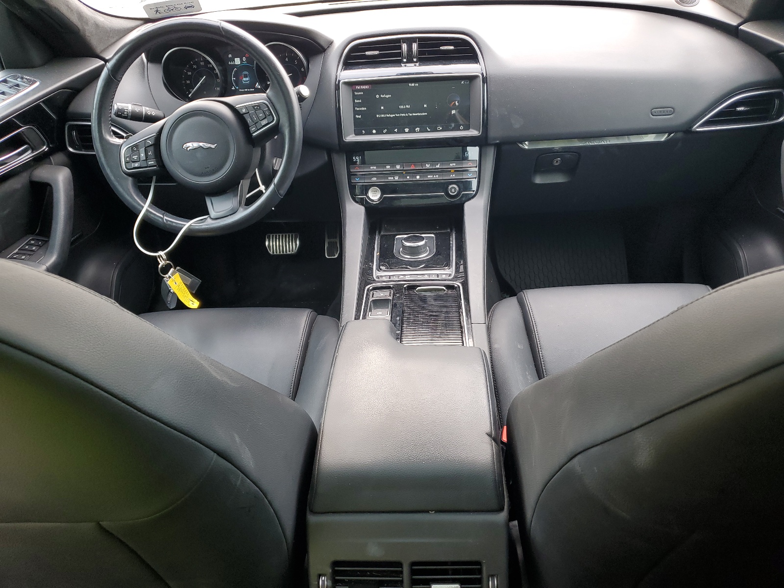 SADCJ2FX7KA395225 2019 Jaguar F-Pace Premium