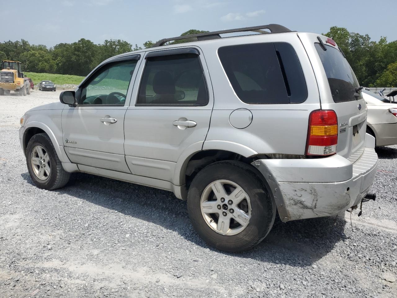 2007 Ford Escape - Image 2
