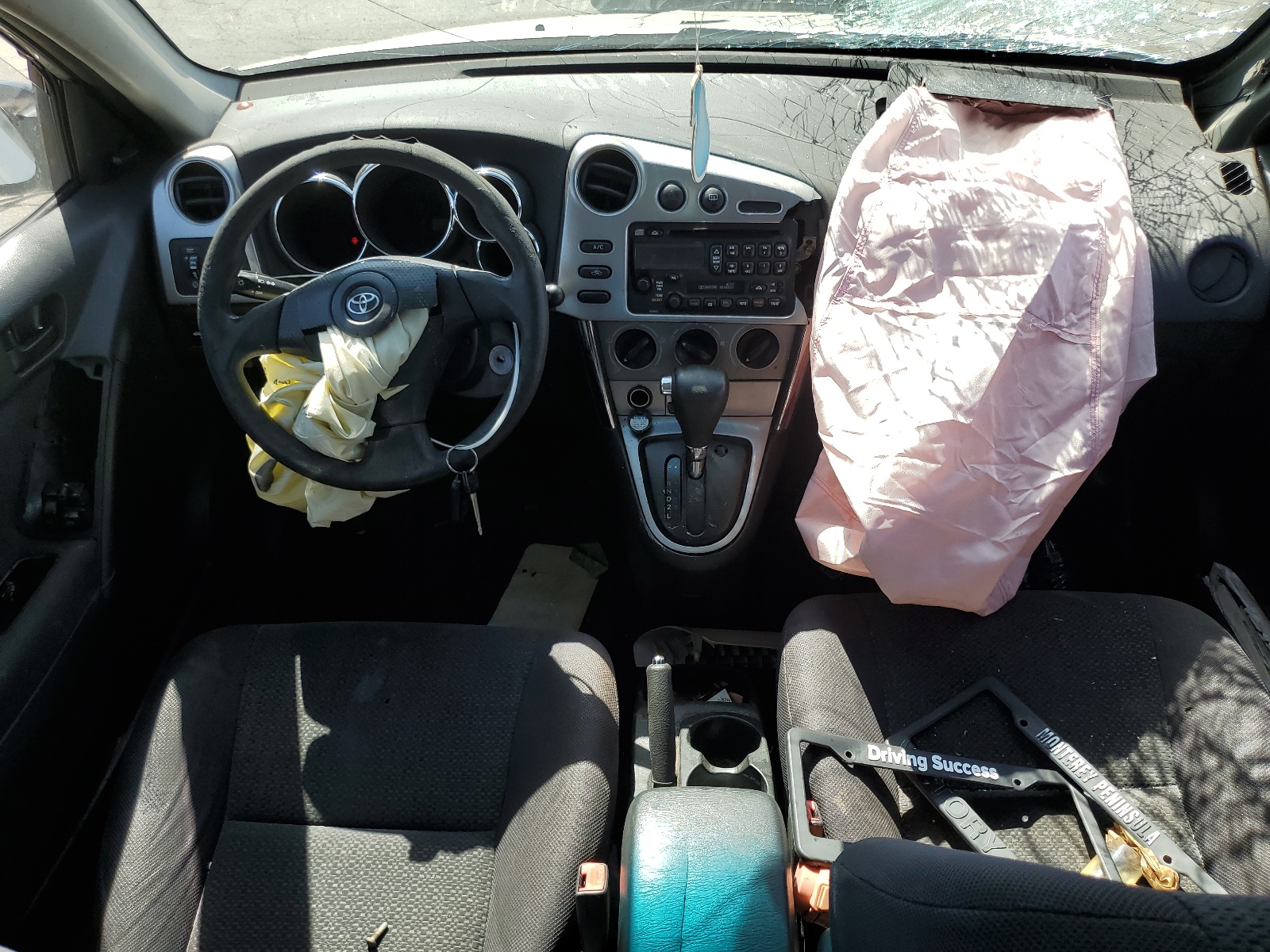 2T1KR32EX3C070995 2003 Toyota Corolla Matrix Xr