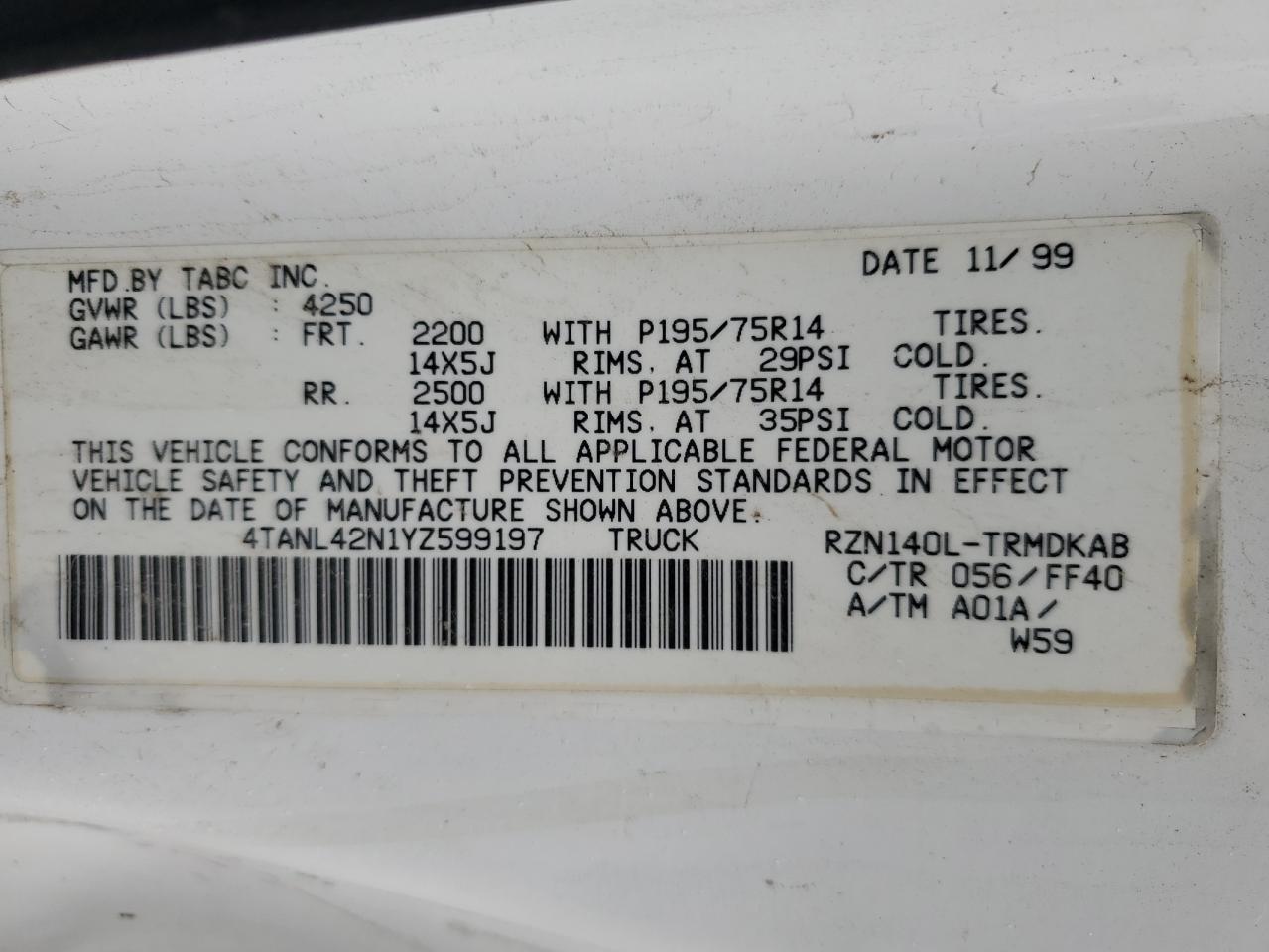 2000 Toyota Tacoma VIN: 4TANL42N1YZ599197 Lot: 66961464