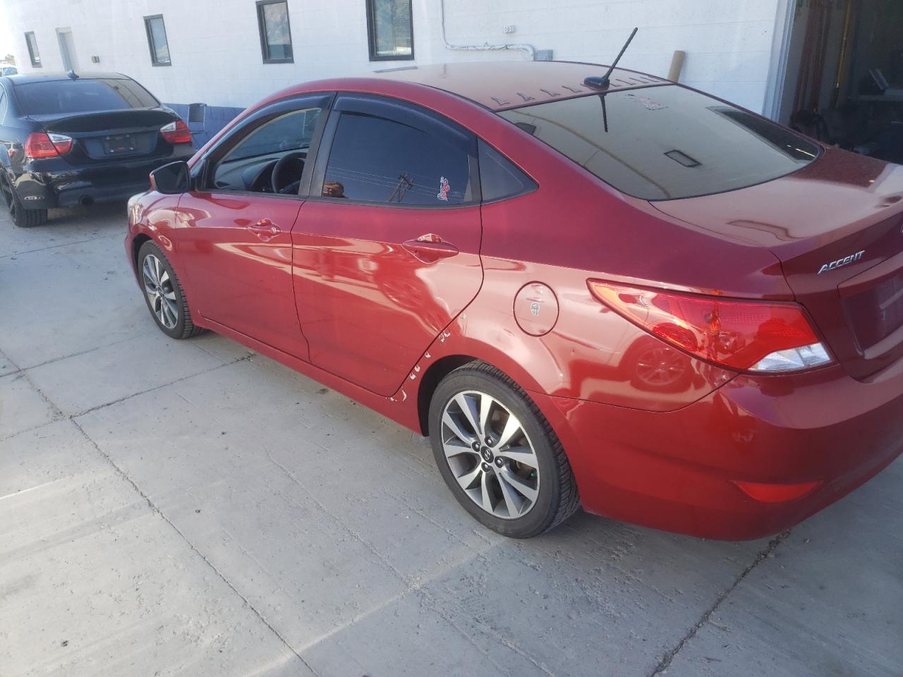 KMHCT4AE6HU376806 2017 HYUNDAI ACCENT - Image 2