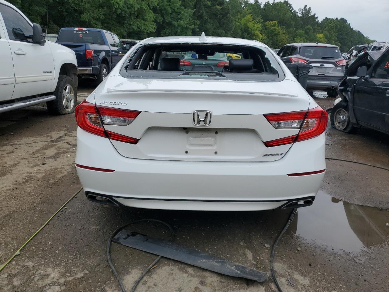 1HGCV1F36JA003388 2018 Honda Accord Sport