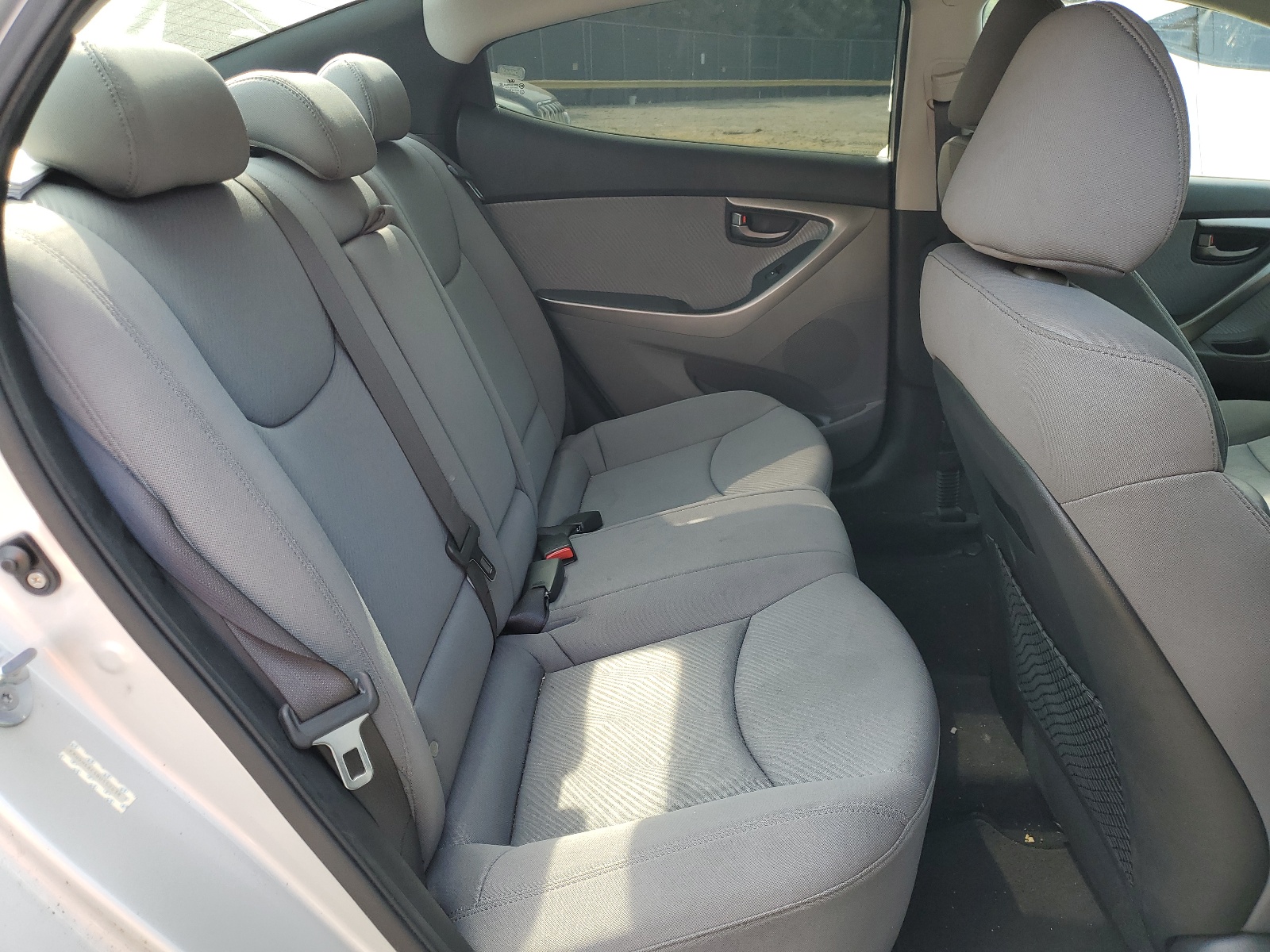 KMHDH4AE5BU152438 2011 Hyundai Elantra Gls