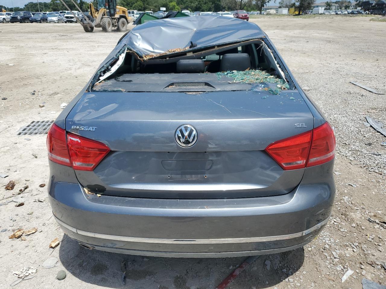 2013 Volkswagen Passat Sel VIN: 1VWCP7A39DC070785 Lot: 67054394