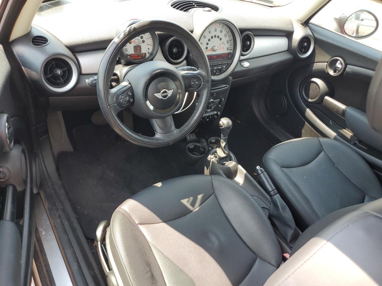 2013 Mini Cooper VIN: WMWSU3C50DT679565 Lot: 62946964