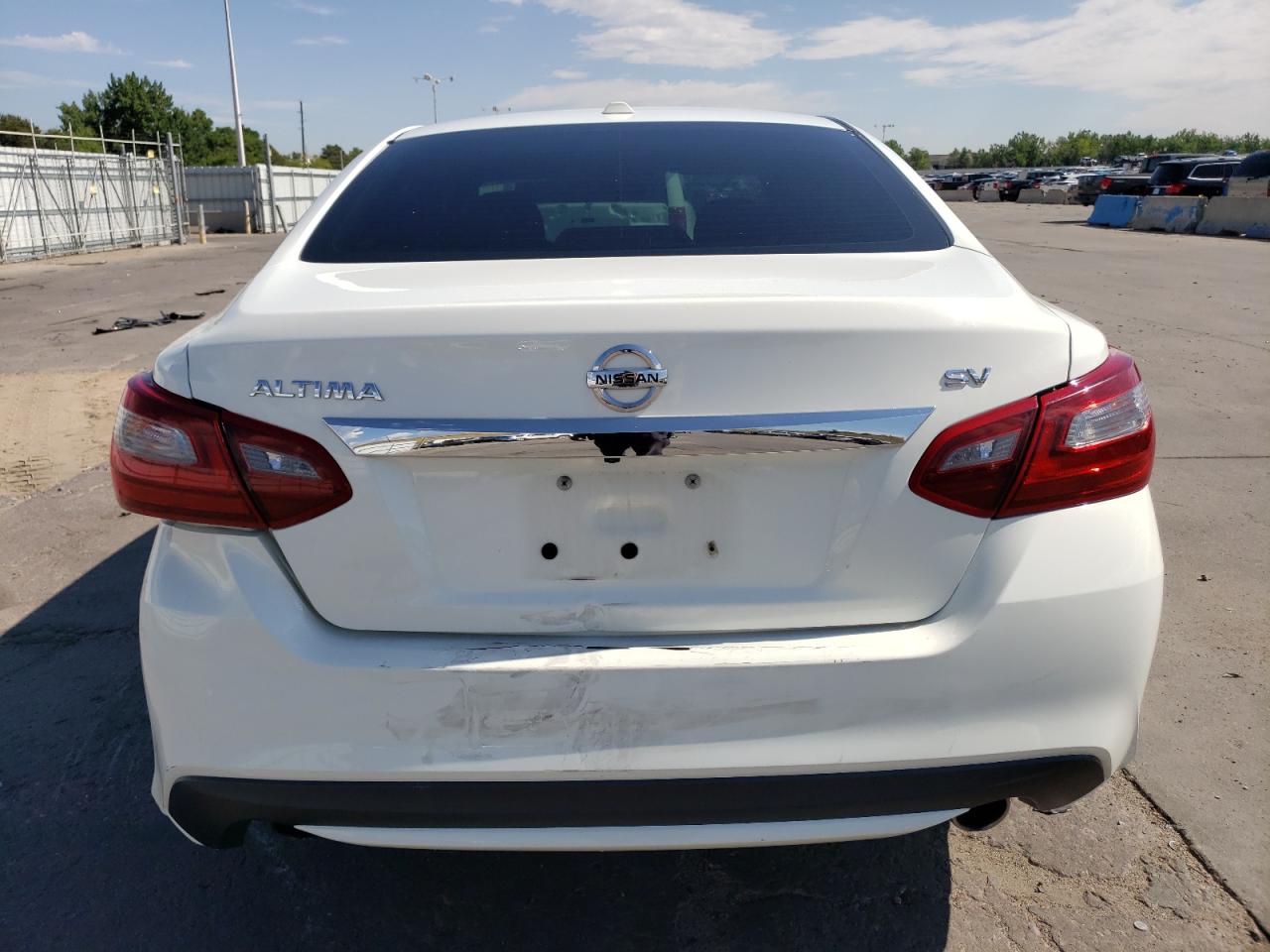 1N4AL3AP1JC269901 2018 Nissan Altima 2.5