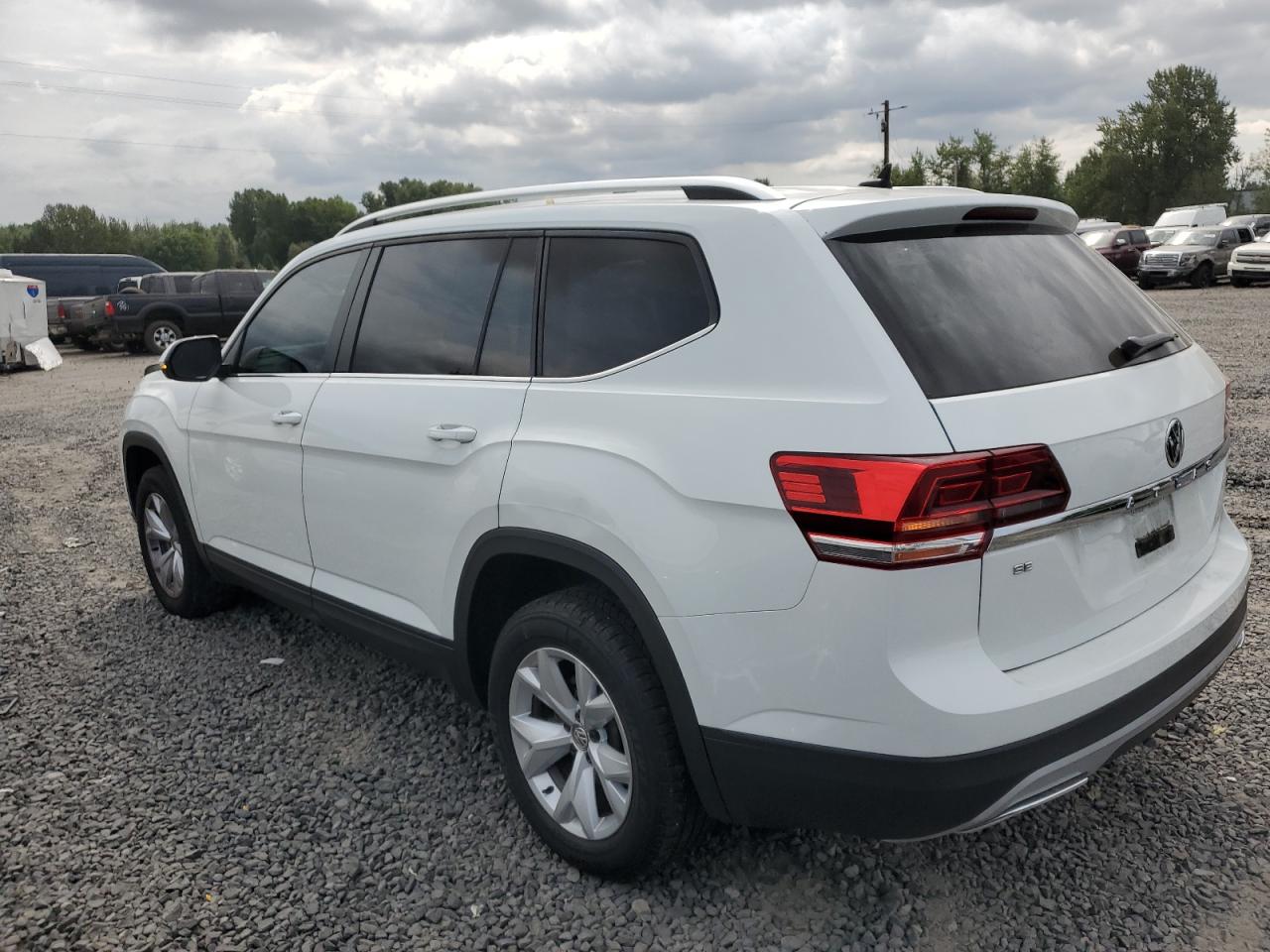 1V2WR2CA8KC547310 2019 VOLKSWAGEN ATLAS - Image 2