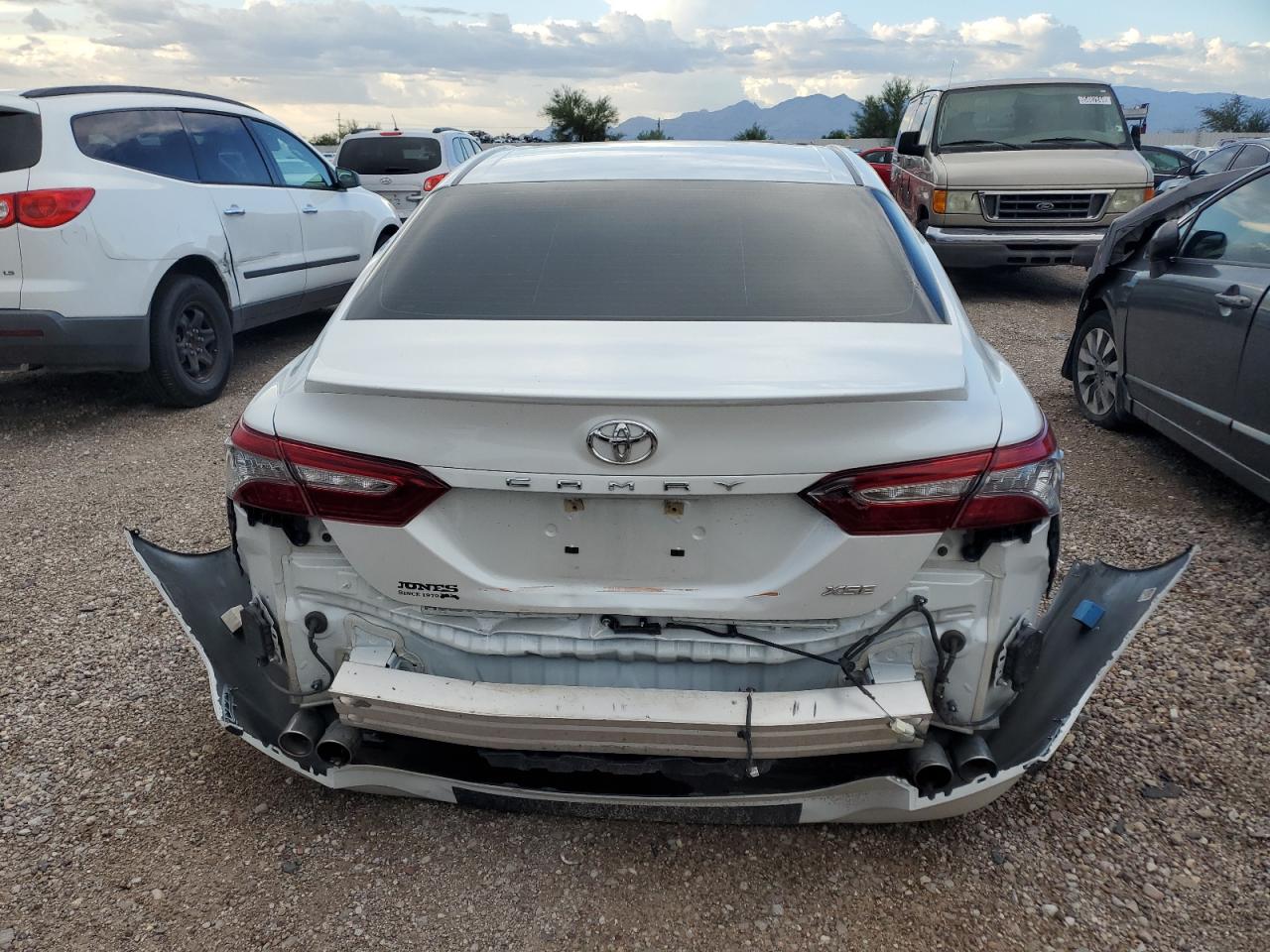 2018 Toyota Camry Xse VIN: 4T1B61HK0JU139781 Lot: 65486184