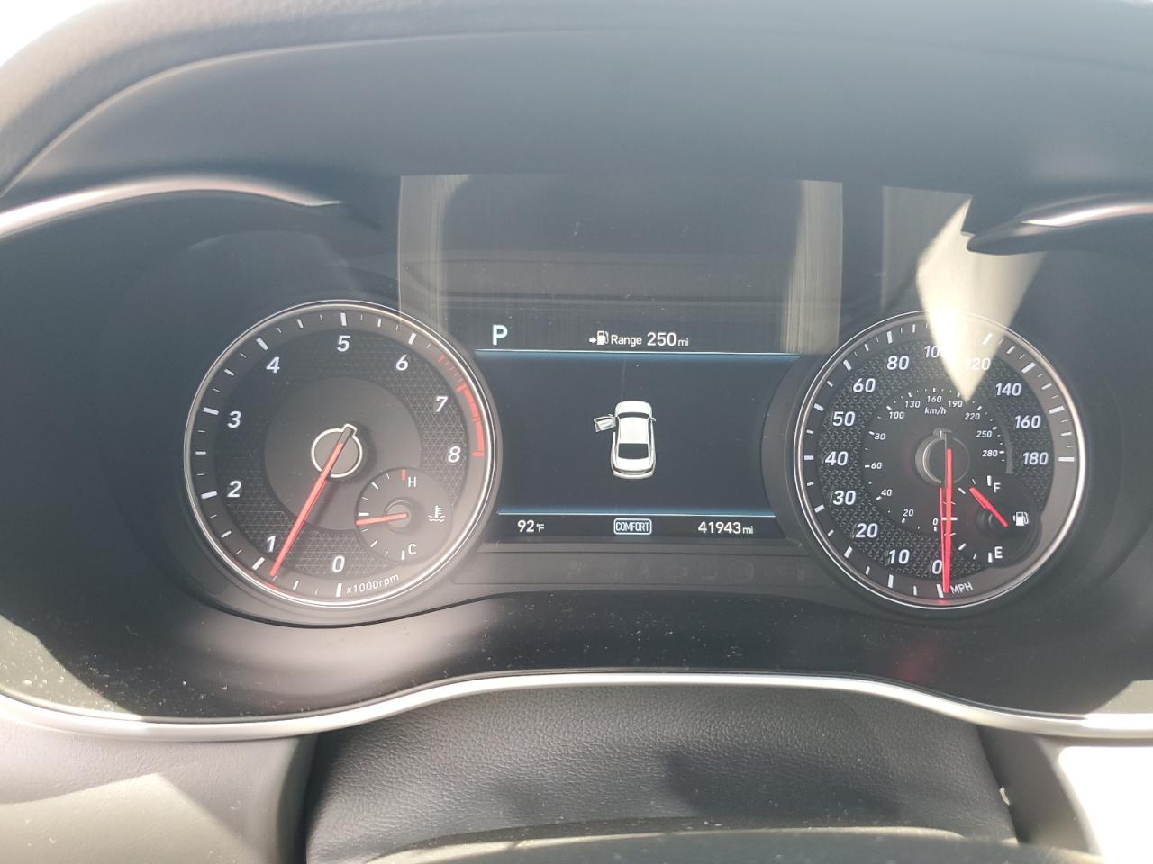 2019 Genesis G70 - Image 9
