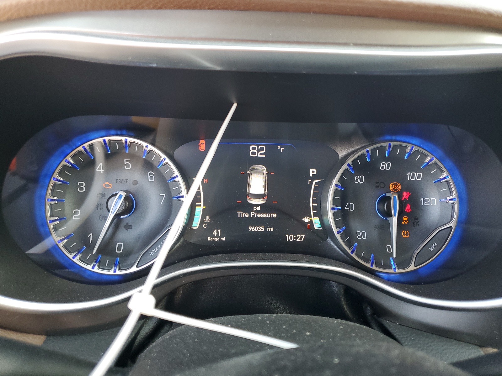 2C4RC1GG0KR532221 2019 Chrysler Pacifica Limited