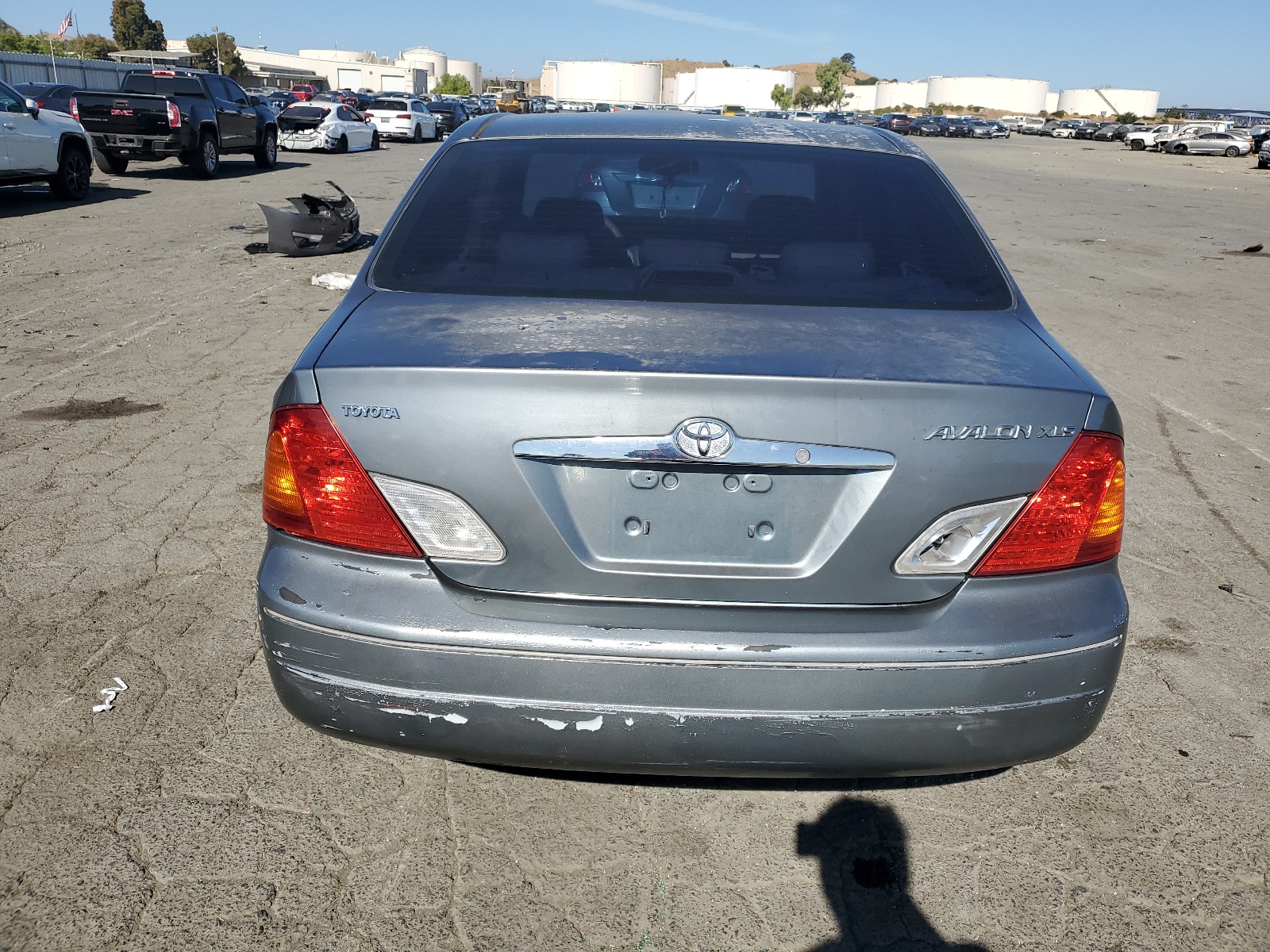 4T1BF28BX2U239992 2002 Toyota Avalon Xl