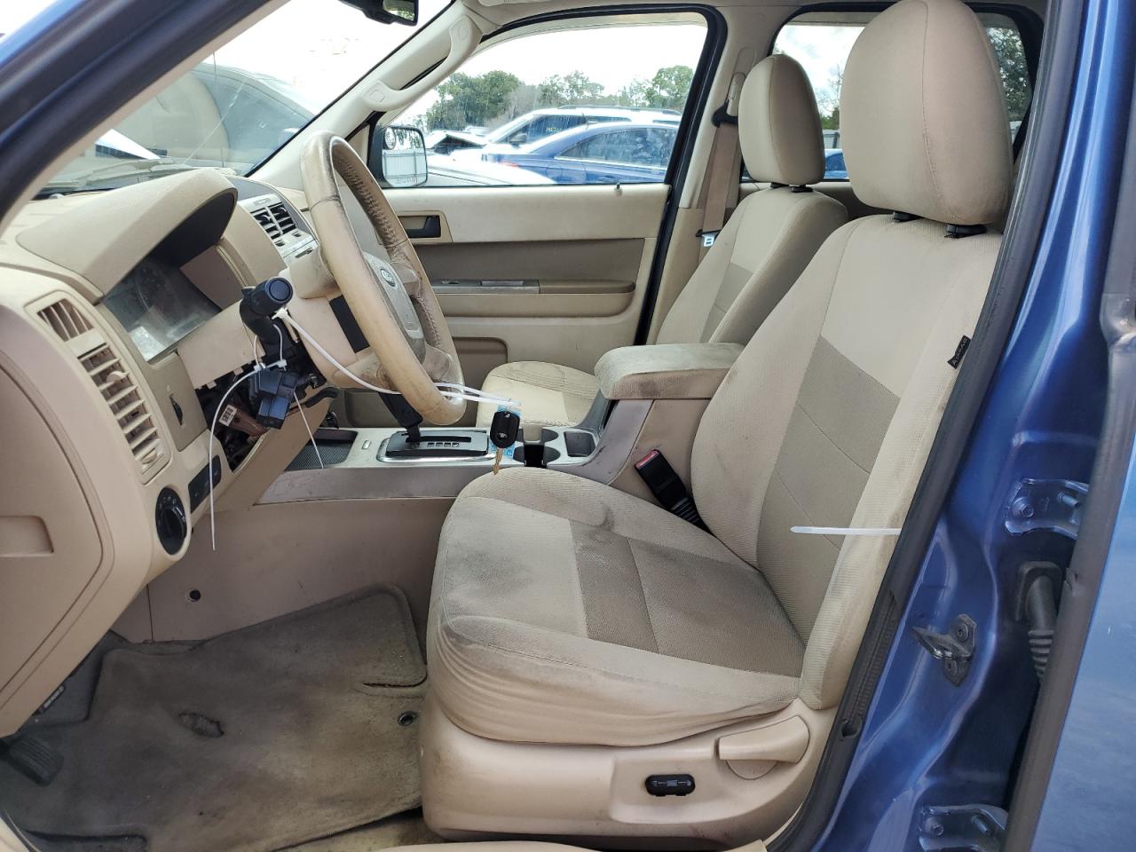 2009 Ford Escape Xlt VIN: 1FMCU03769KA92223 Lot: 69026134