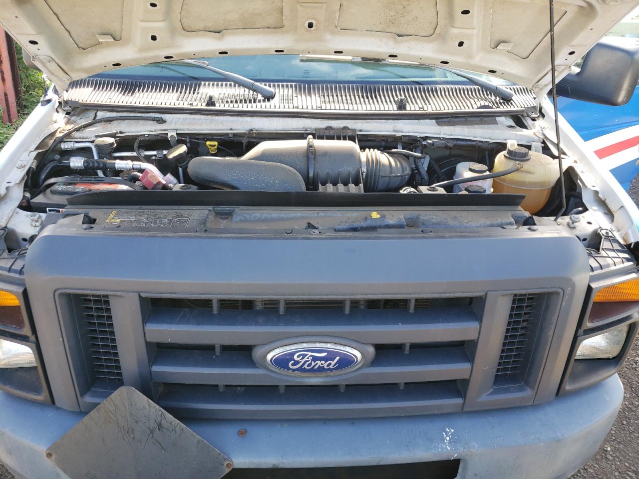 2014 Ford Econoline - Image 12