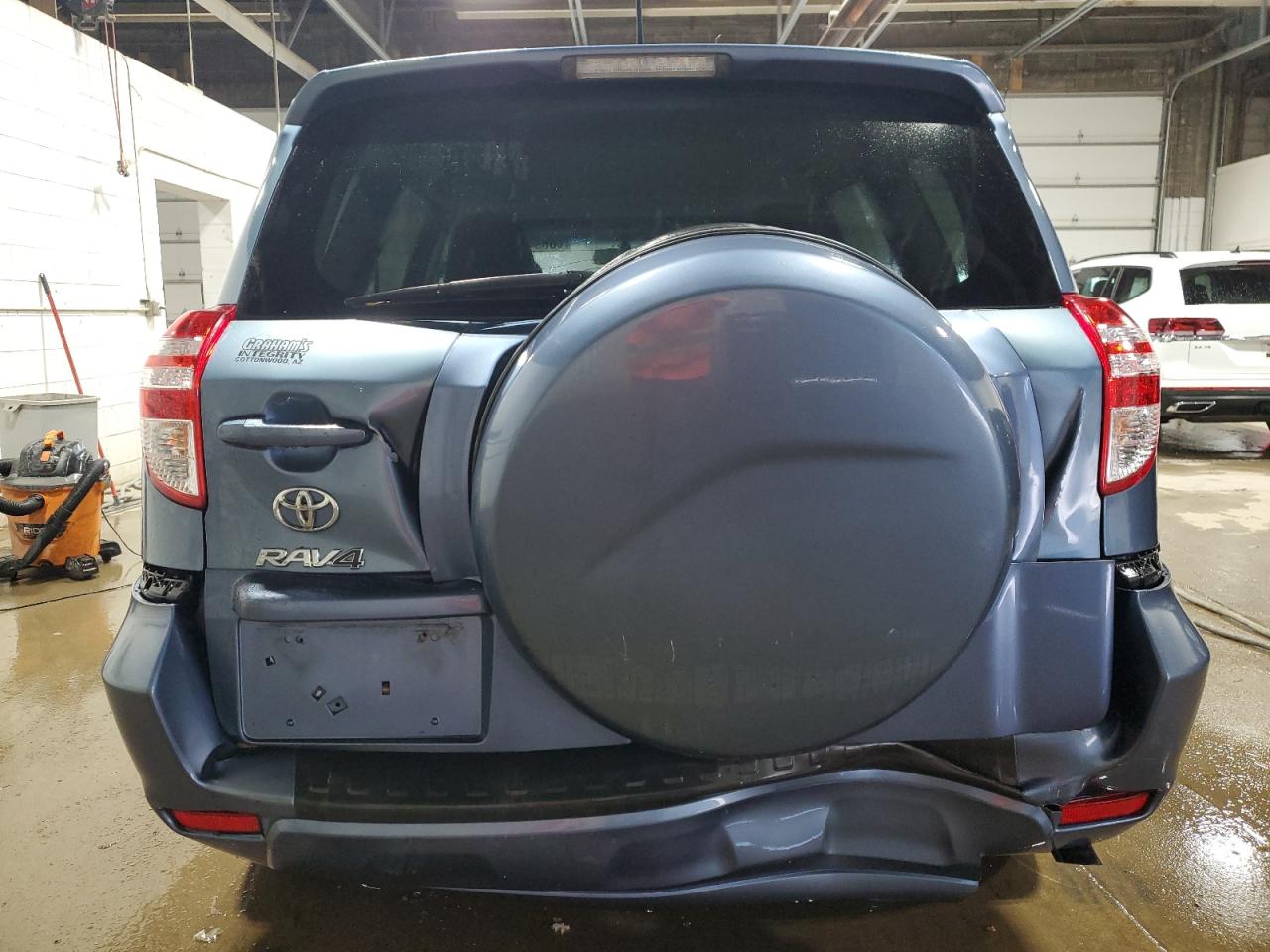 2T3ZF4DV3BW088348 2011 Toyota Rav4