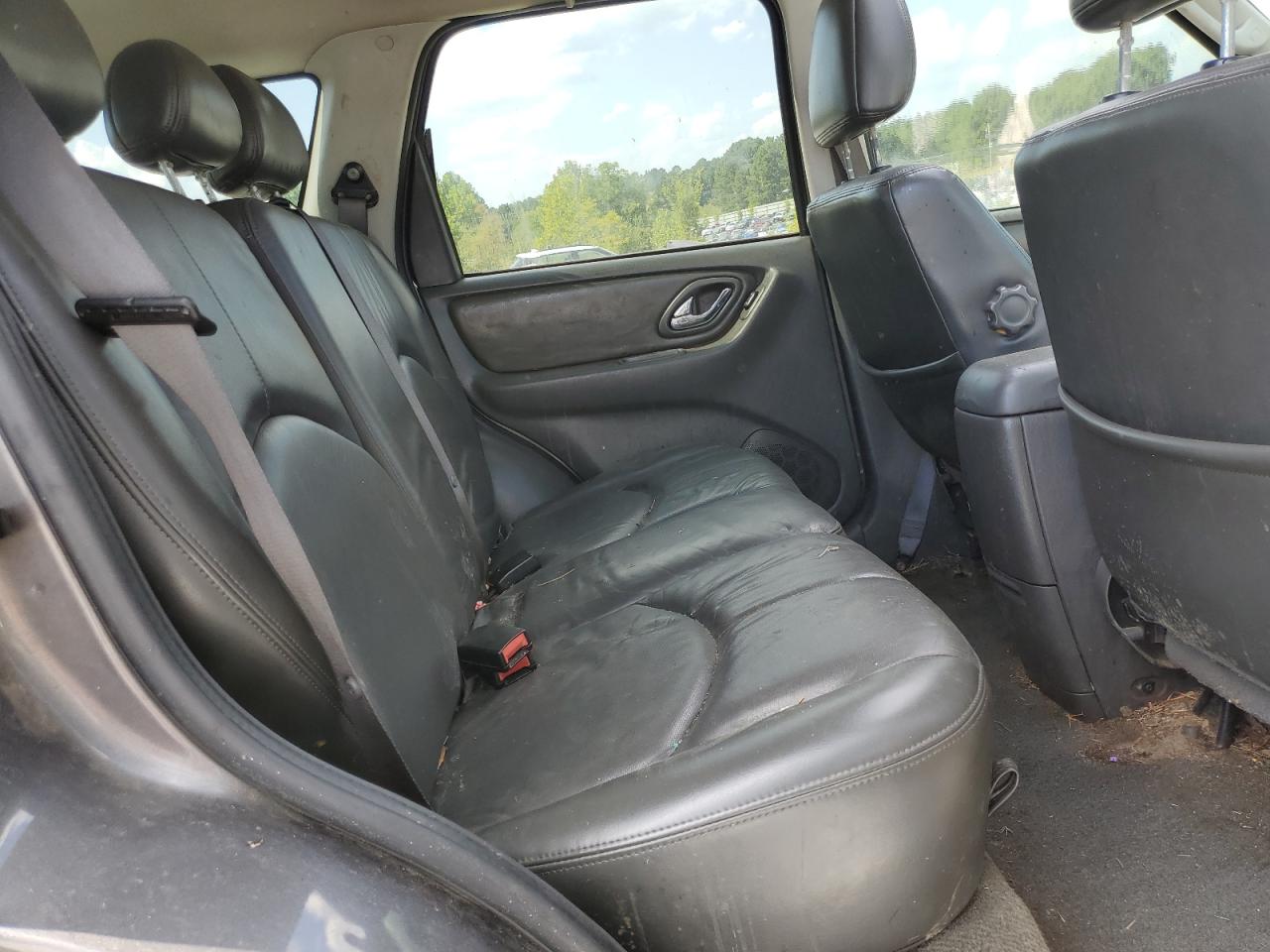 2006 Mazda Tribute - Image 11