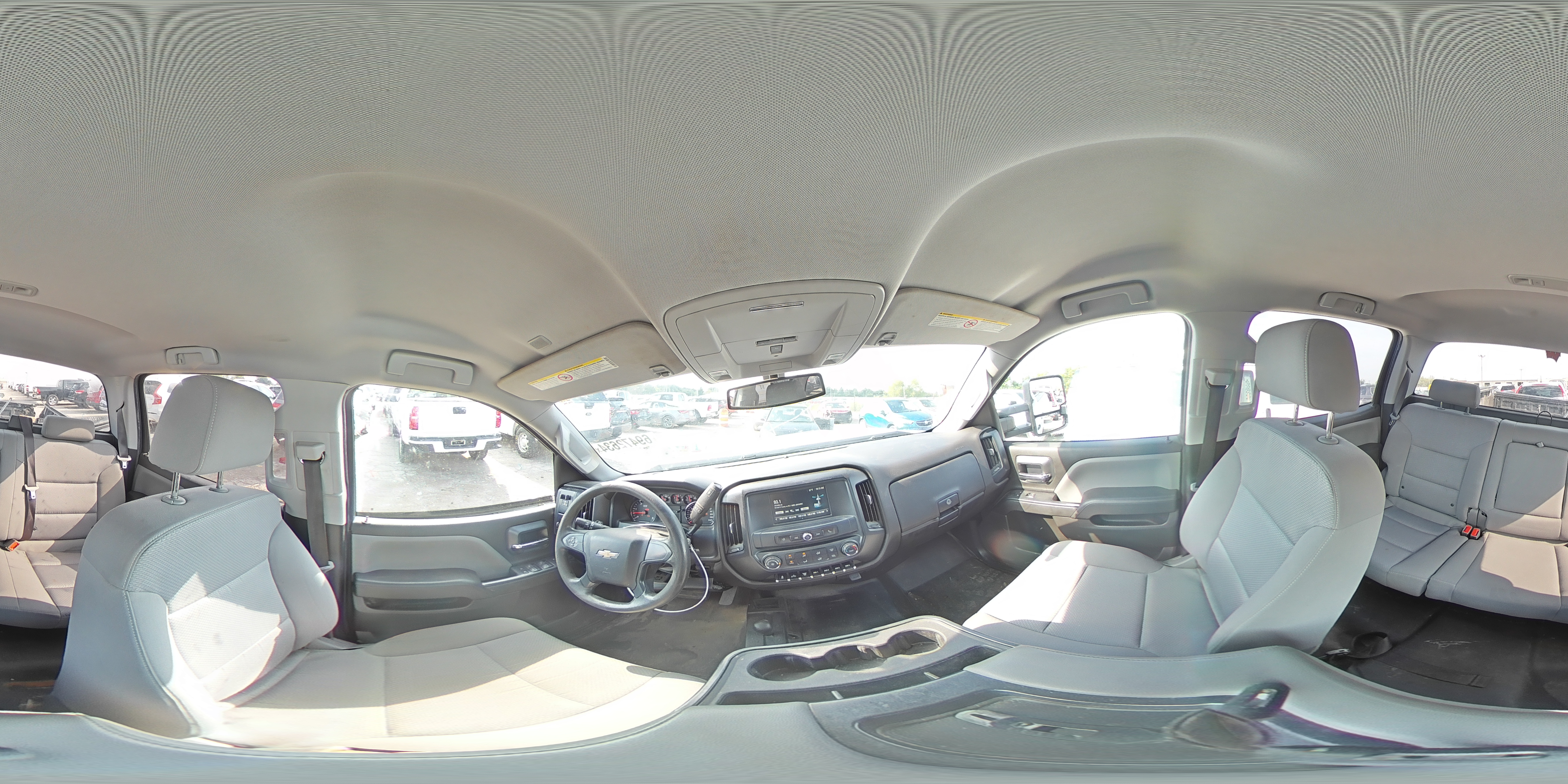 2018 Chevrolet Silverado - Image 13