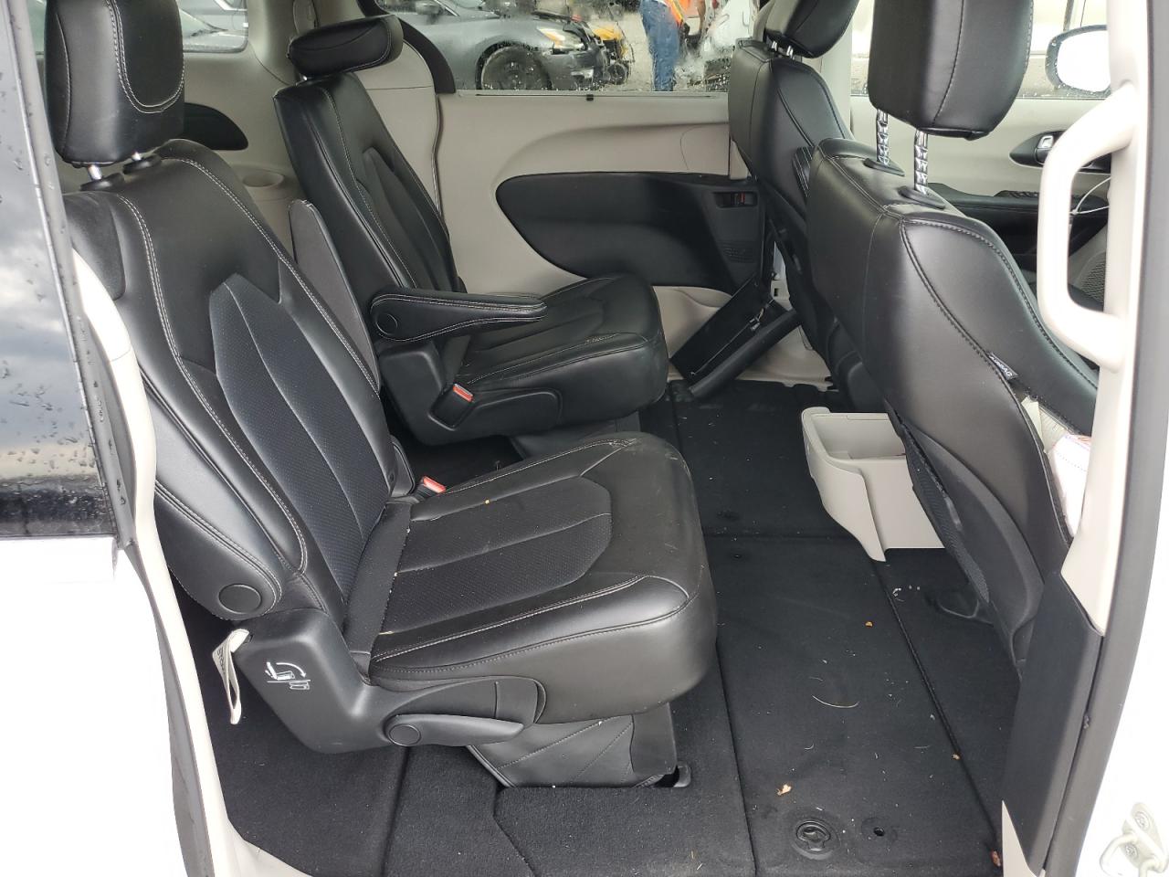 2023 Chrysler Pacifica Touring L VIN: 2C4RC1BG2PR572007 Lot: 66245644