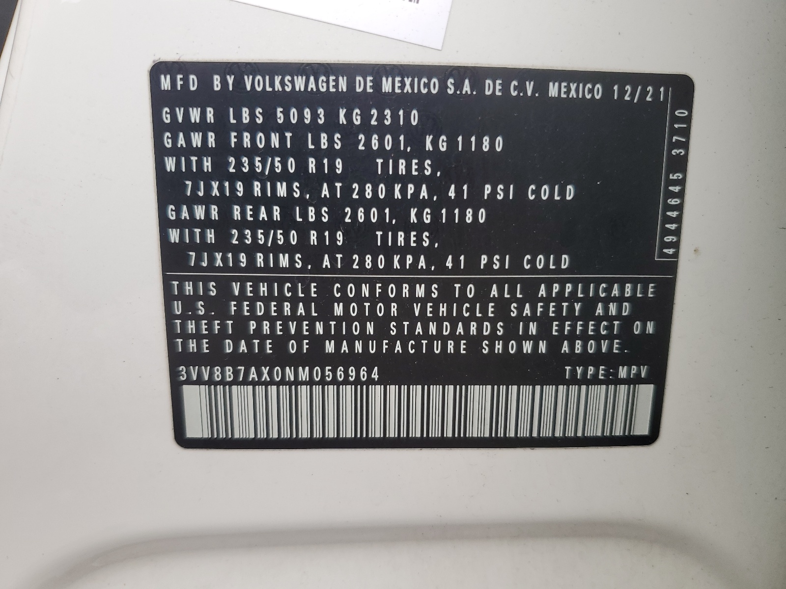 3VV8B7AX0NM056964 2022 Volkswagen Tiguan Se R-Line Black