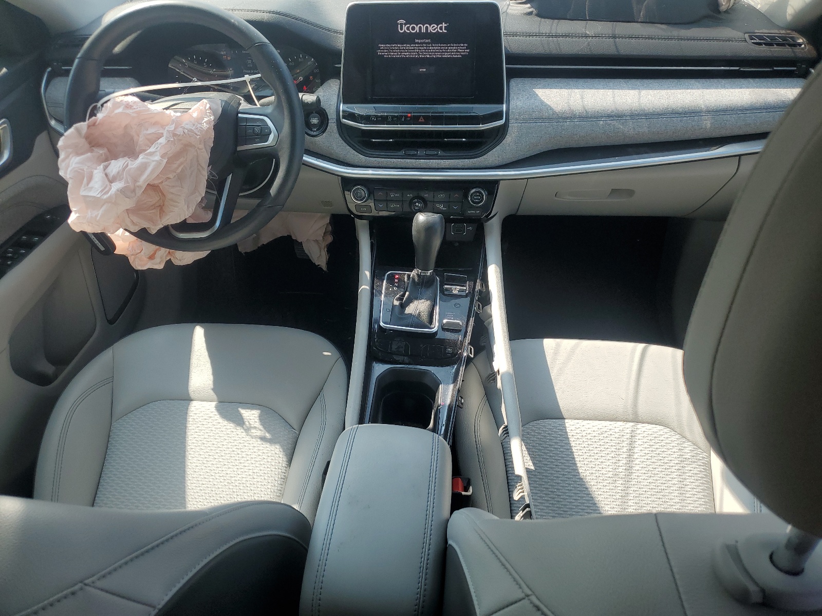 3C4NJDBB9NT155097 2022 Jeep Compass Latitude