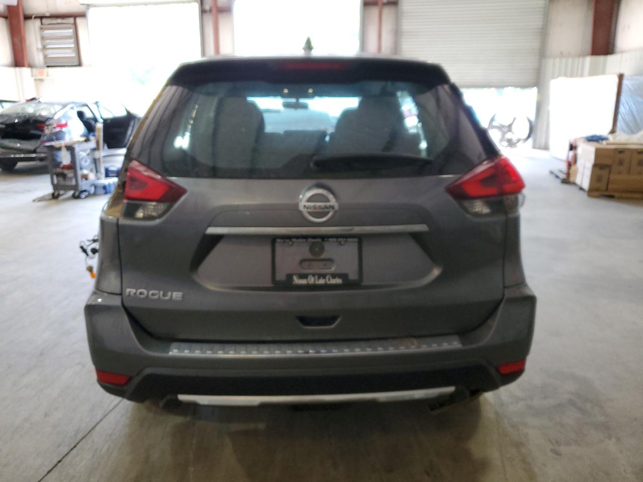 2018 Nissan Rogue S VIN: KNMAT2MT9JP503028 Lot: 67121974