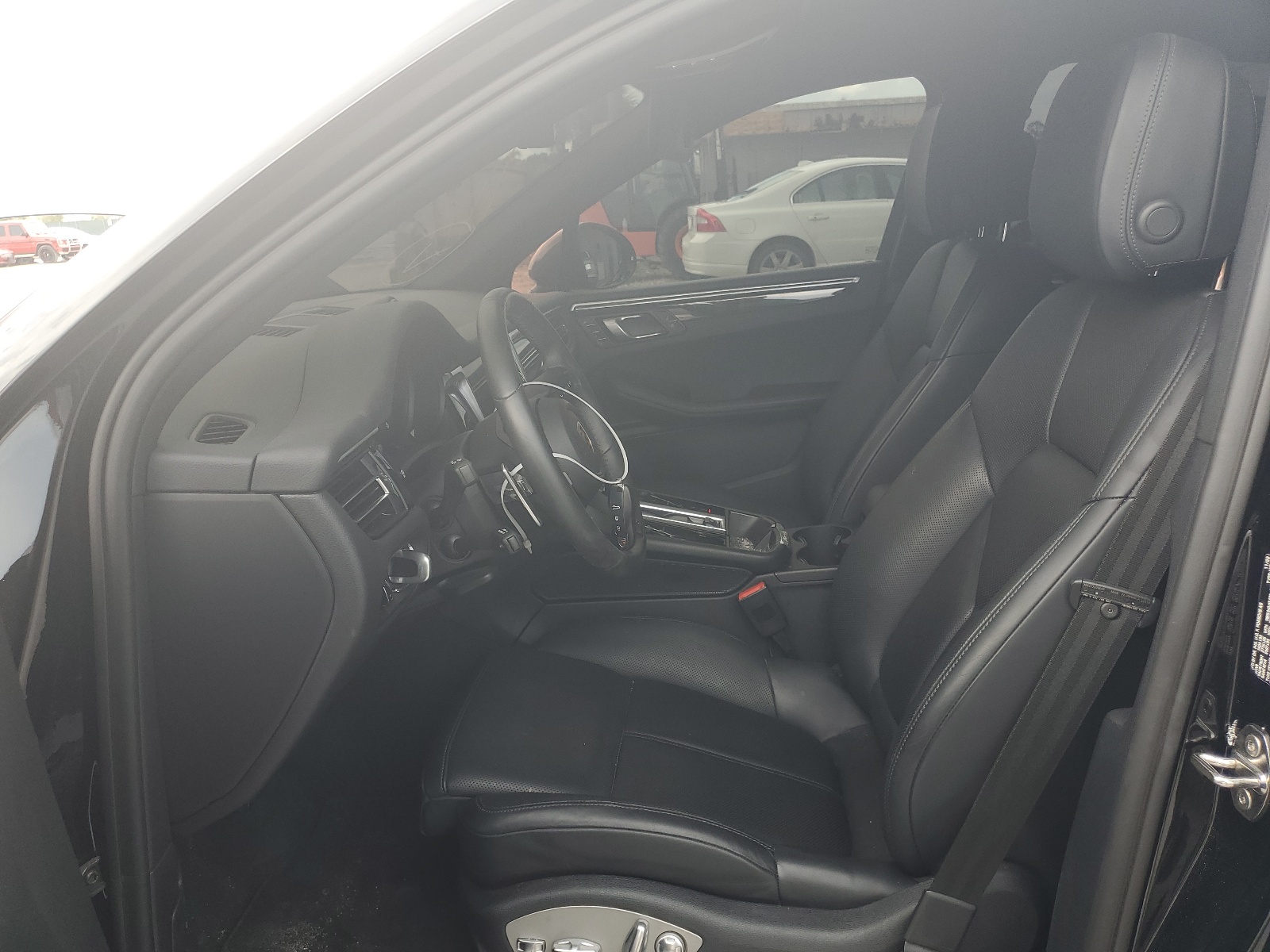 WP1AA2A54PLB08863 2023 Porsche Macan Base