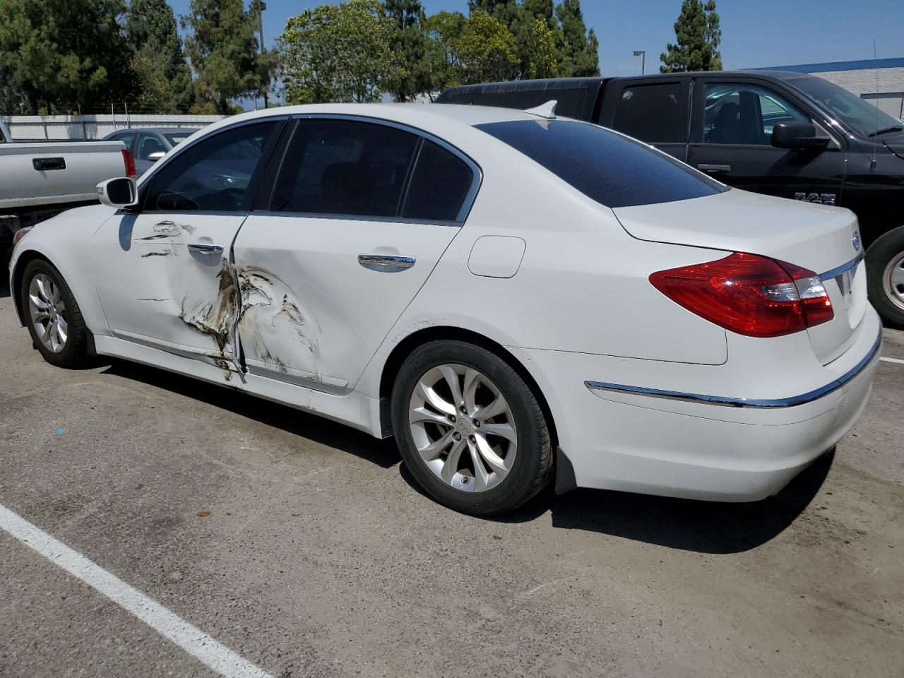 2013 Hyundai Genesis 3.8L VIN: KMHGC4DD6DU213832 Lot: 66819224