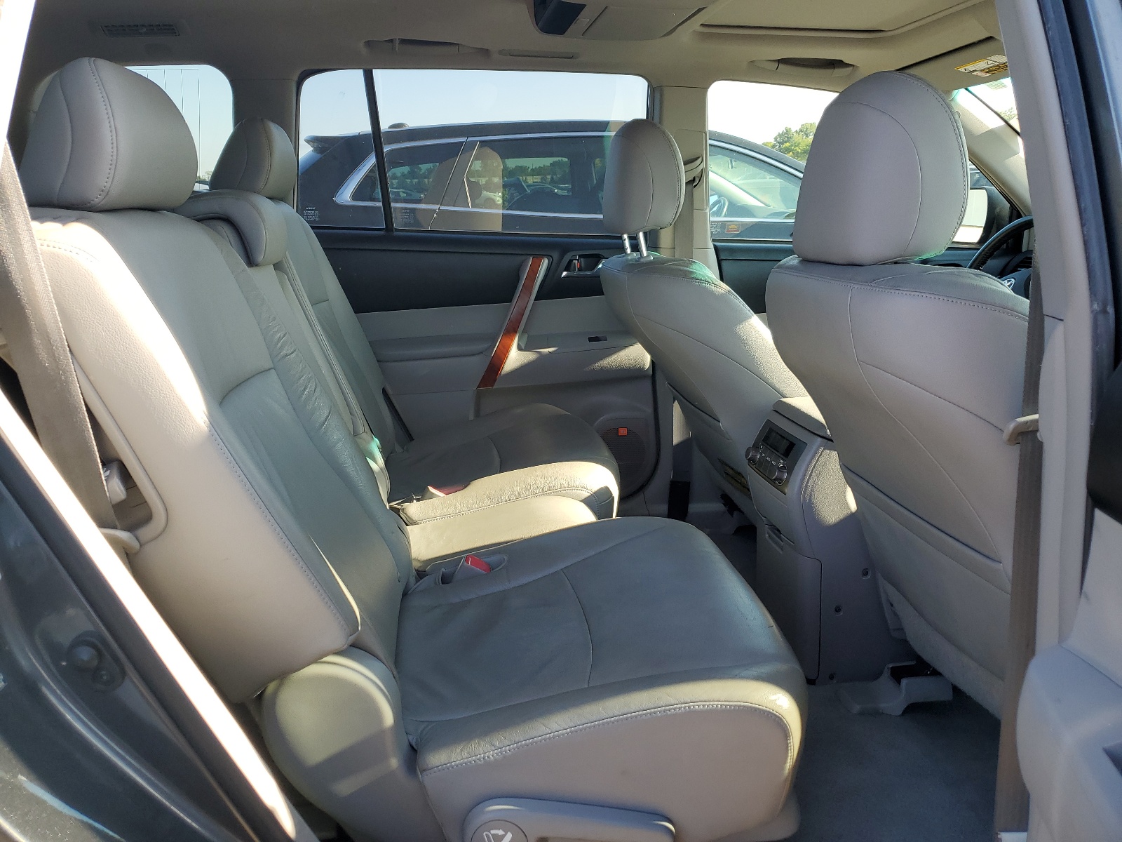 JTEES42A492140269 2009 Toyota Highlander Limited