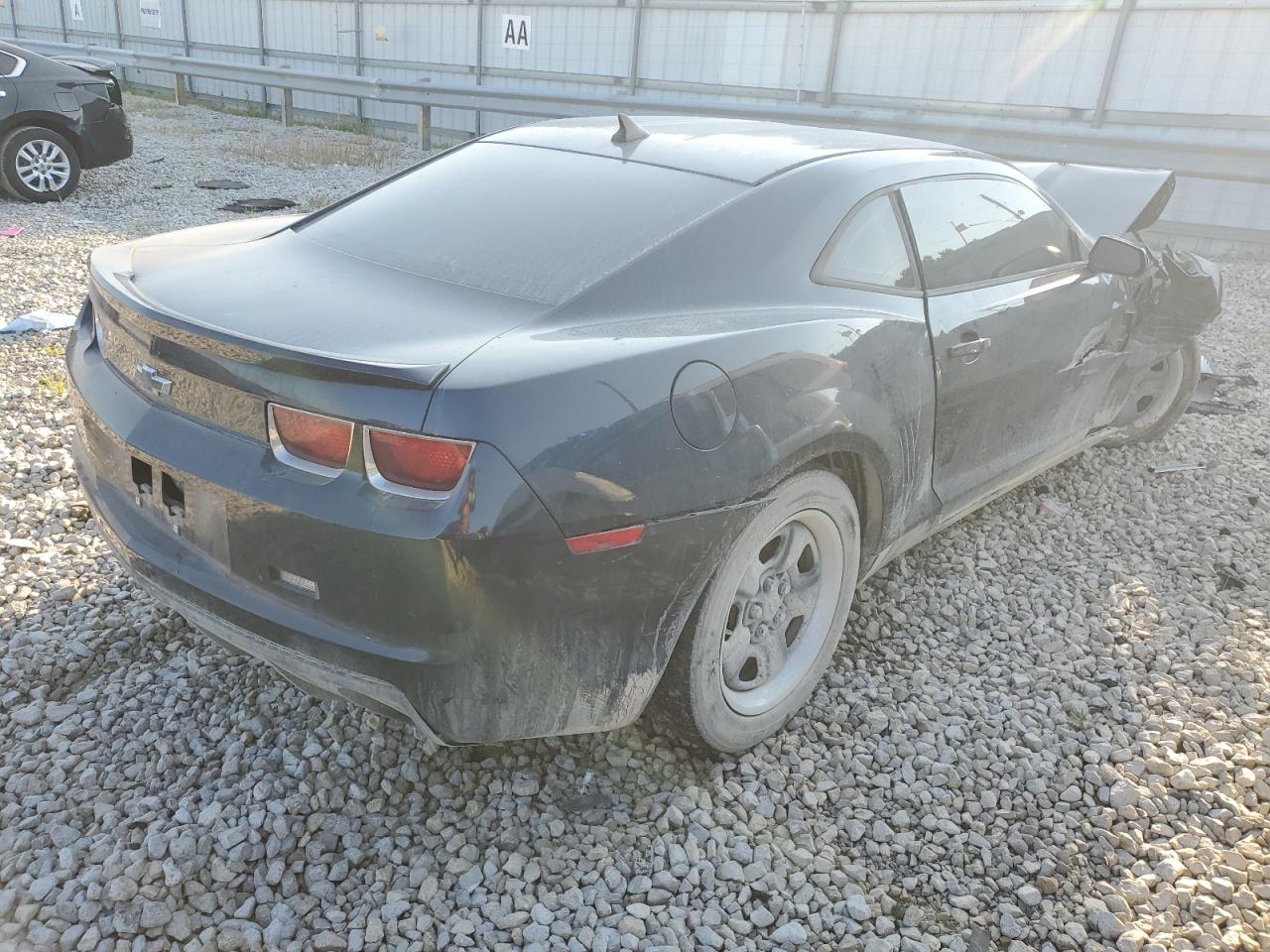 VIN 2G1FA1E34D9136586 2013 CHEVROLET CAMARO no.3