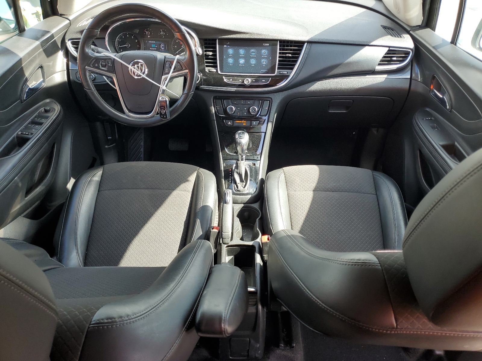 KL4CJESB6KB702282 2019 Buick Encore Preferred