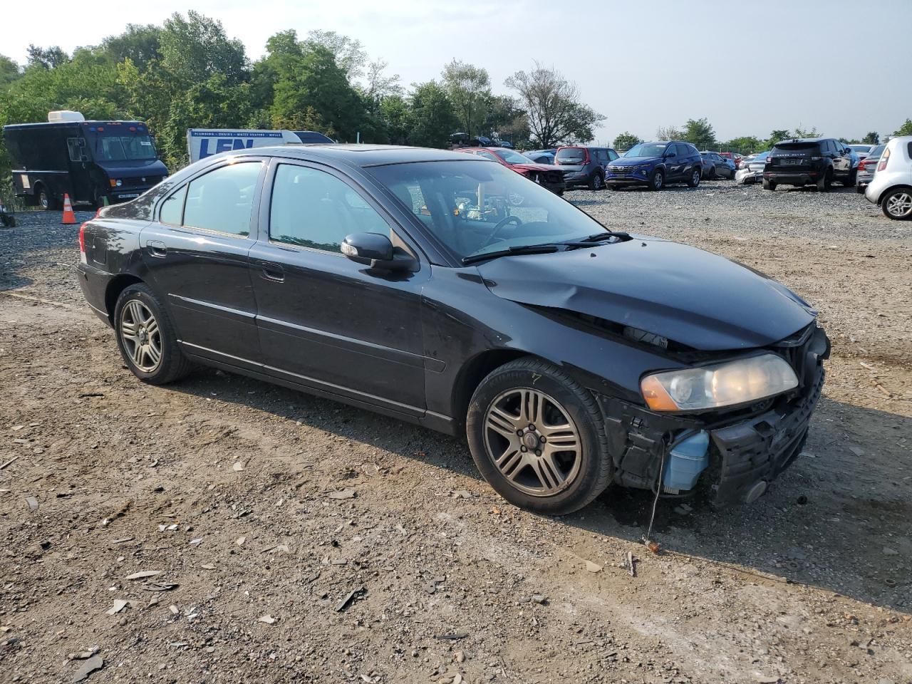 2007 Volvo S60 2.5T VIN: YV1RS592172625518 Lot: 68722324