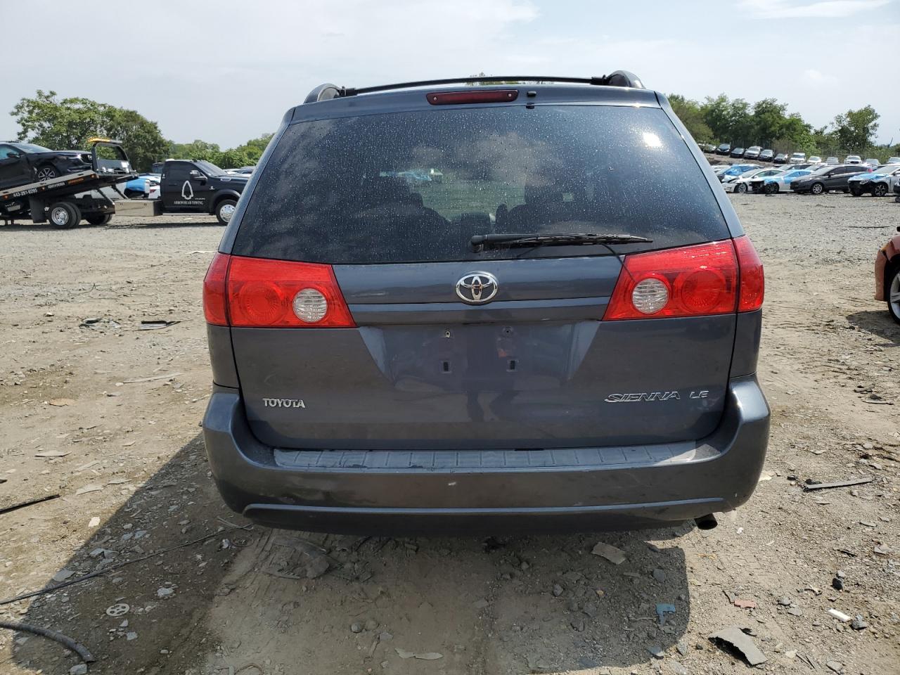 2008 Toyota Sienna Ce VIN: 5TDZK23C18S153353 Lot: 69429194