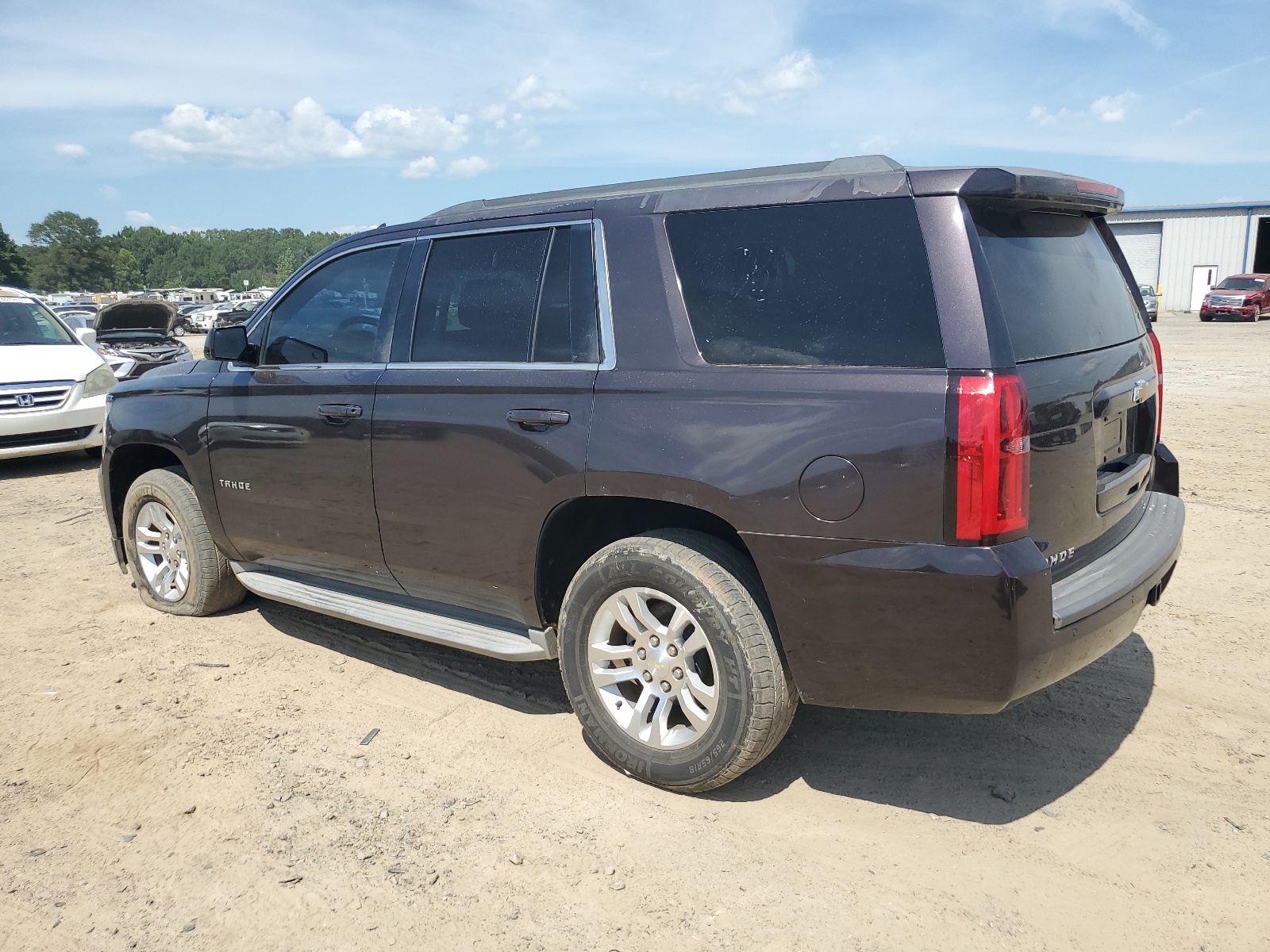 2015 Chevrolet Tahoe C1500 Ls vin: 1GNSCAKC1FR18222