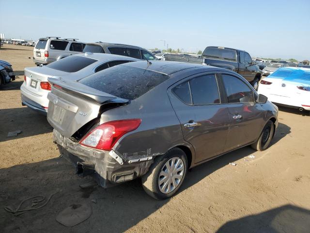  NISSAN VERSA 2017 Сірий