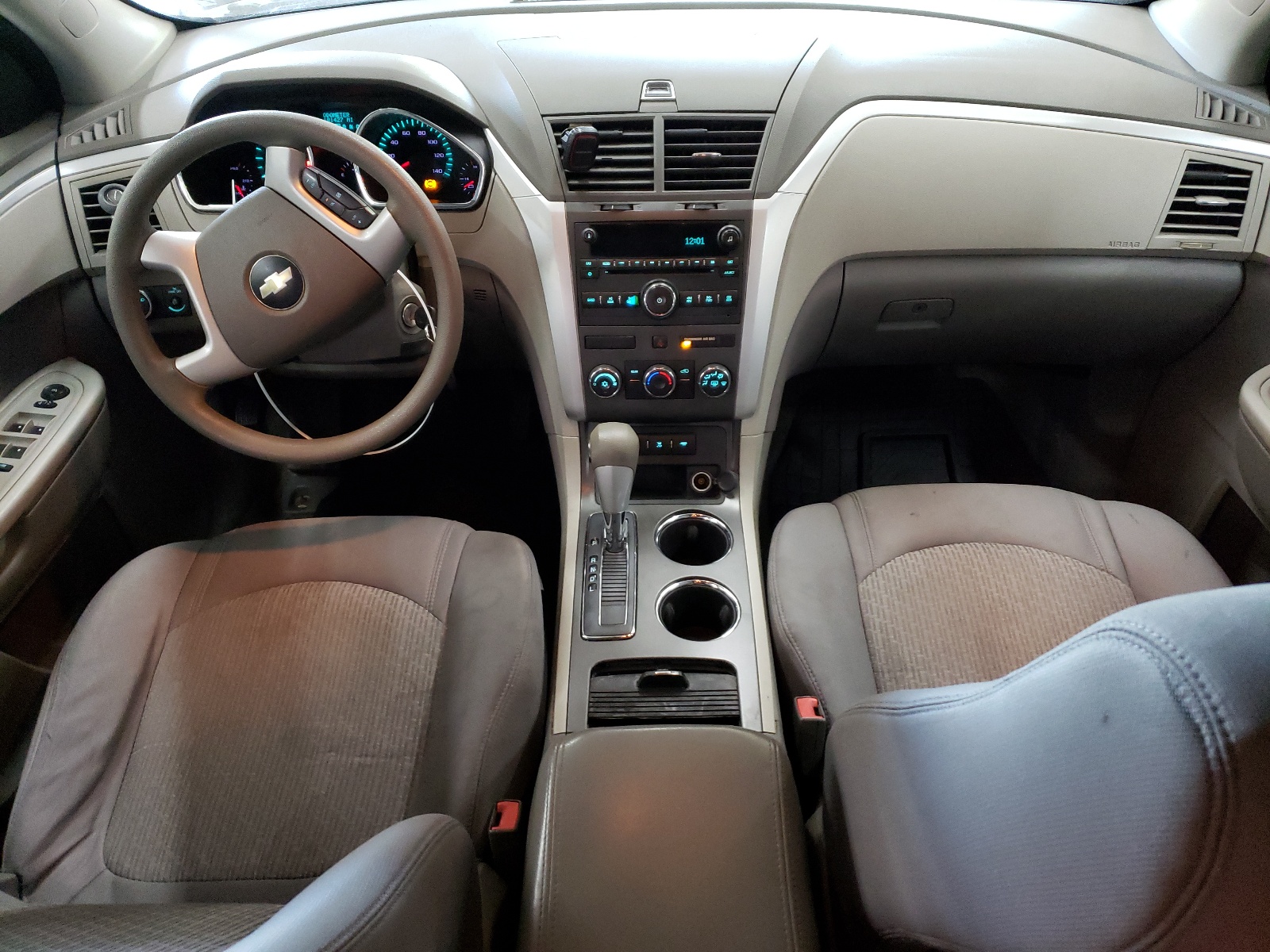 1GNLVEED5AS123586 2010 Chevrolet Traverse Ls