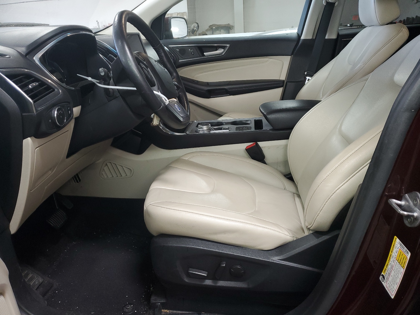 2FMPK4K94MBA27391 2021 Ford Edge Titanium