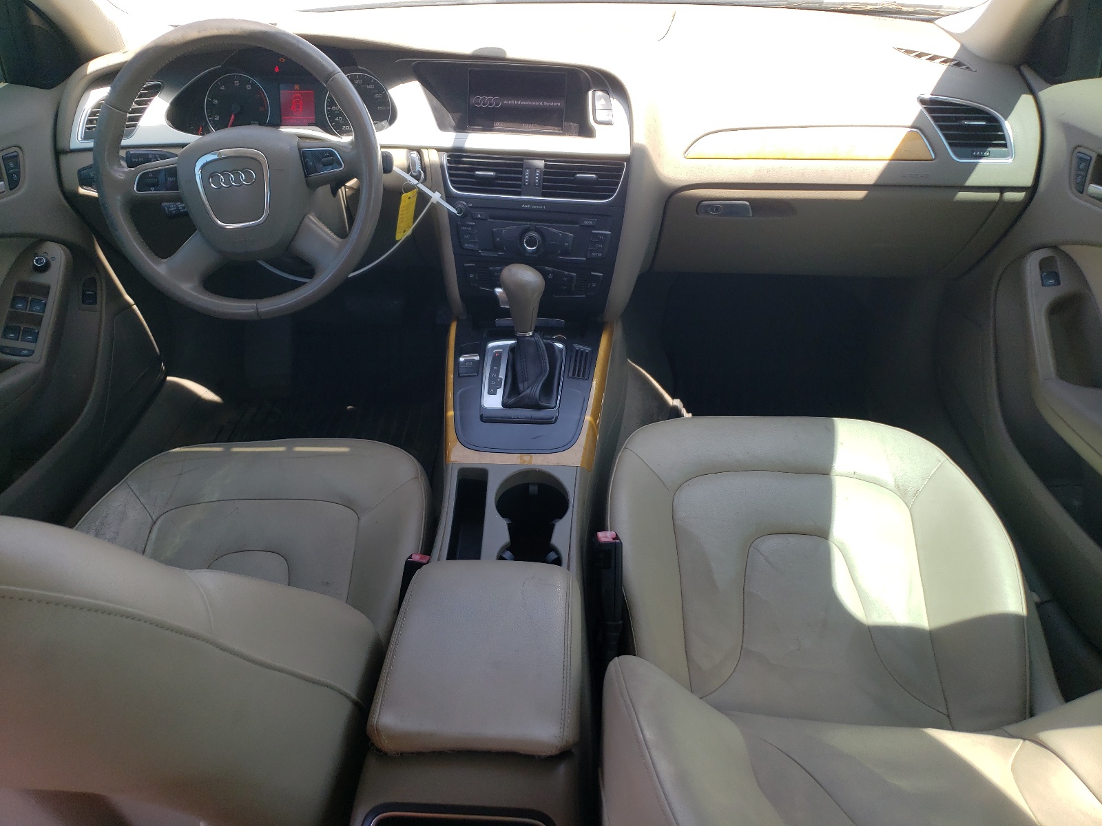 WAUAFAFL0AN035245 2010 Audi A4 Premium