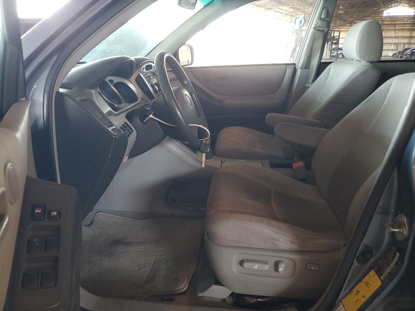 JTEEP21A540029466 2004 Toyota Highlander